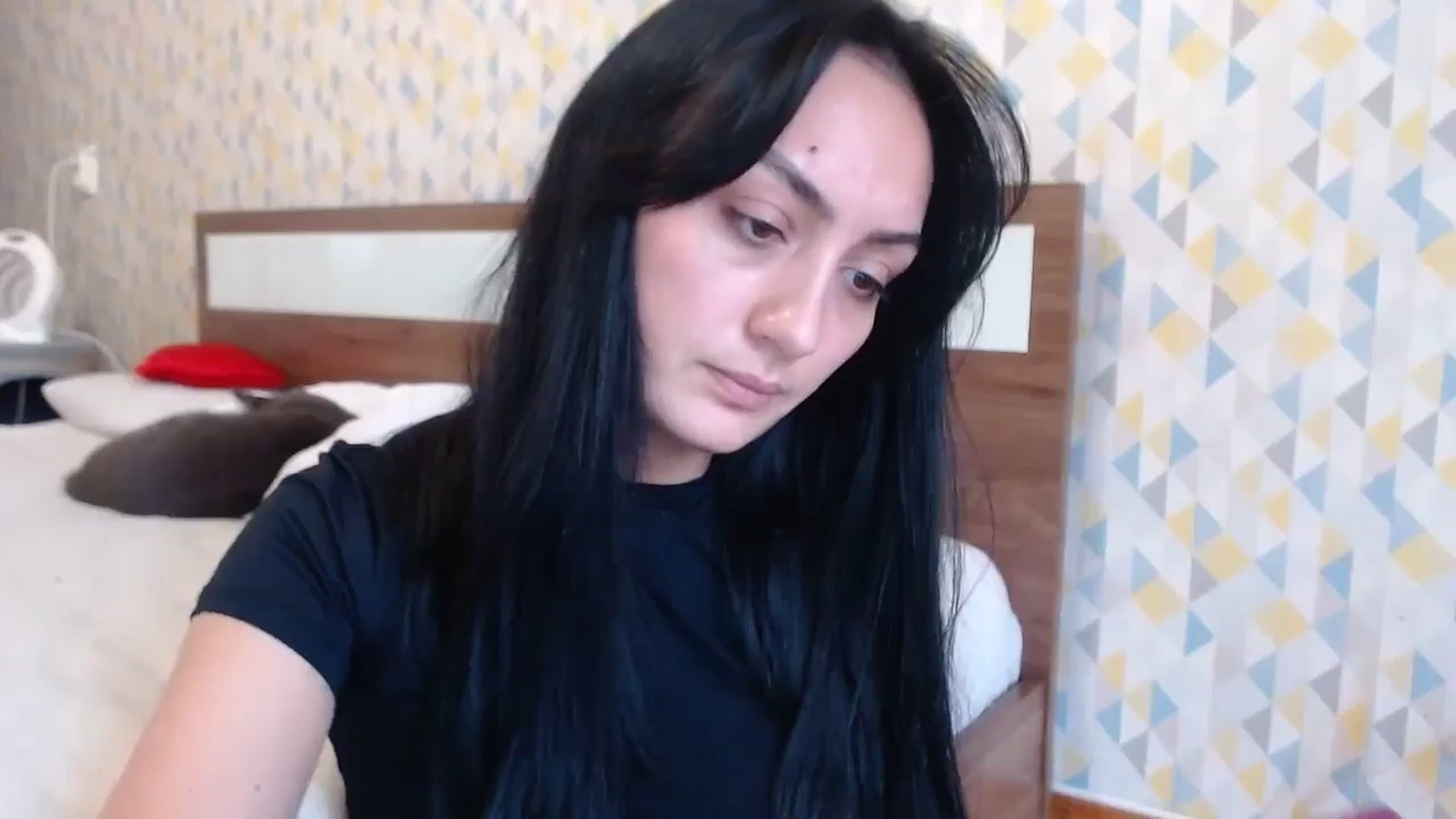 Gallery image thumbnail from hello_Ukraine's myfreecams stream on, 10/26/2025, 11:57 image 15 of 20