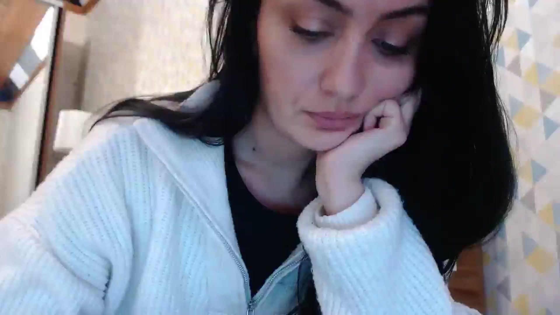 Gallery image thumbnail from hello_Ukraine's myfreecams stream on, 01/13/2026, 13:54 image 10 of 20