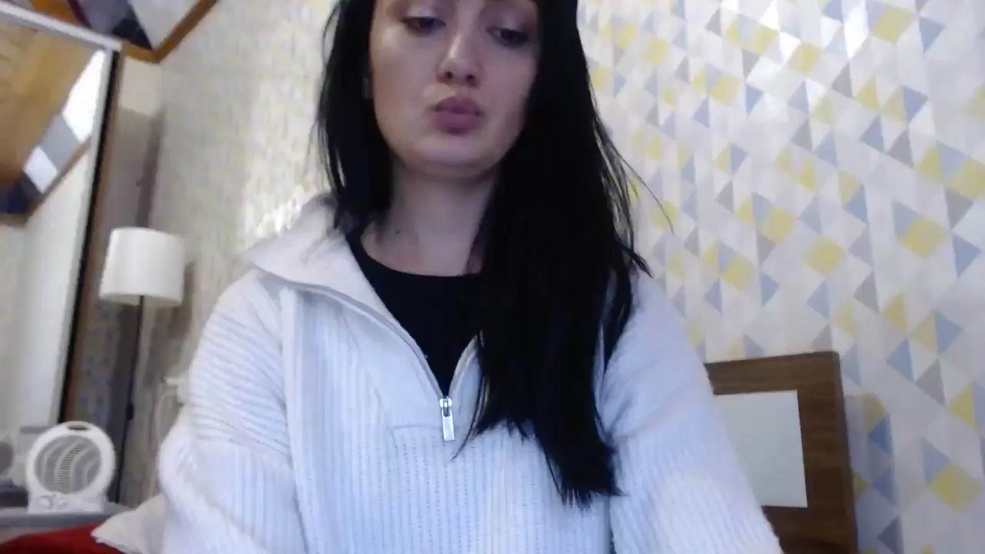 Gallery image thumbnail from hello_Ukraine's myfreecams stream on, 01/13/2026, 13:54 image 6 of 20