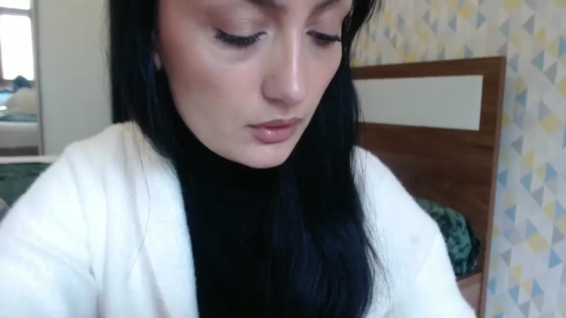 Gallery image thumbnail from hello_Ukraine's myfreecams stream on, 04/21/2026, 11:04 image 8 of 20