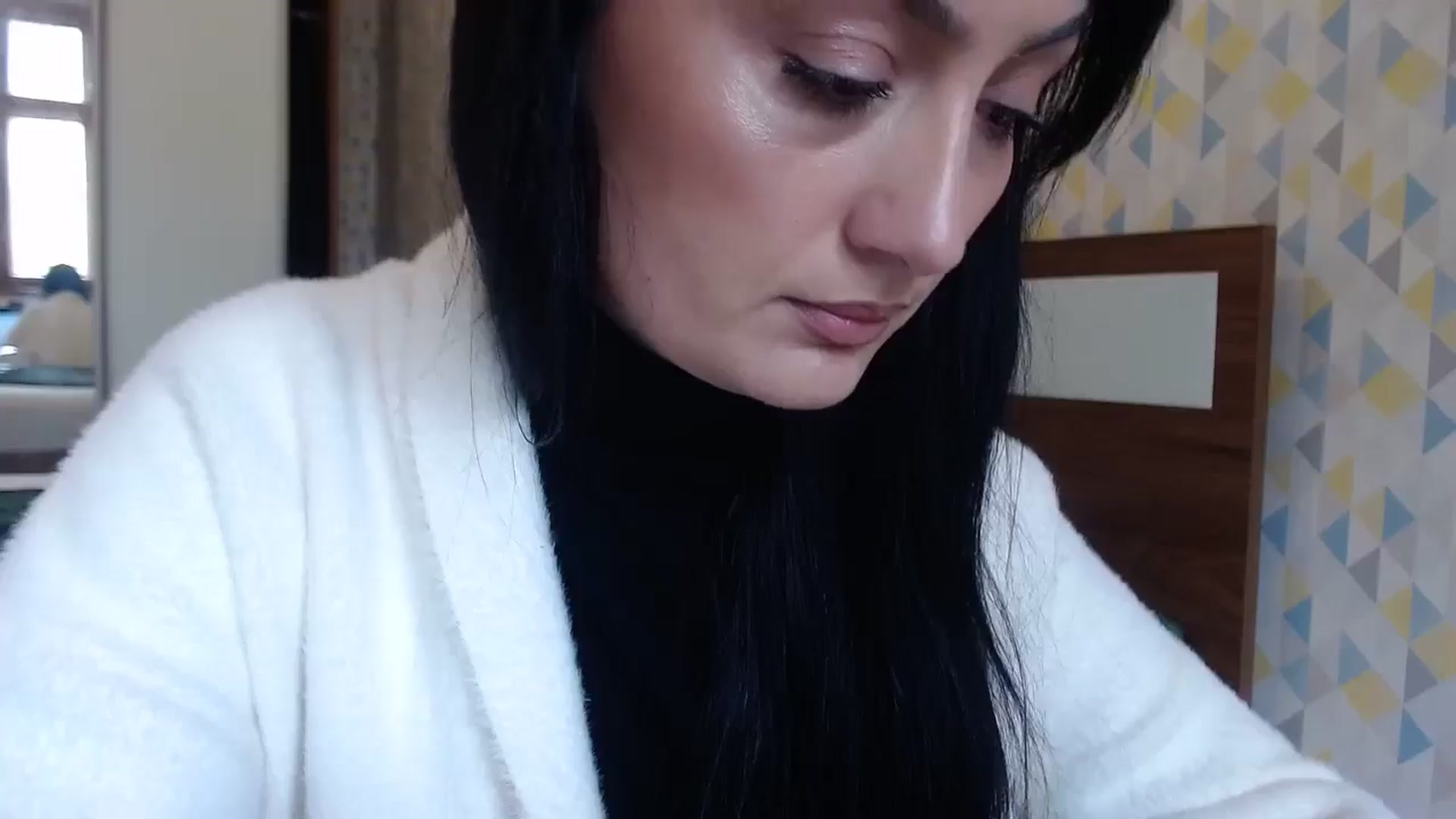 Gallery image thumbnail from hello_Ukraine's myfreecams stream on, 04/21/2026, 11:04 image 11 of 20