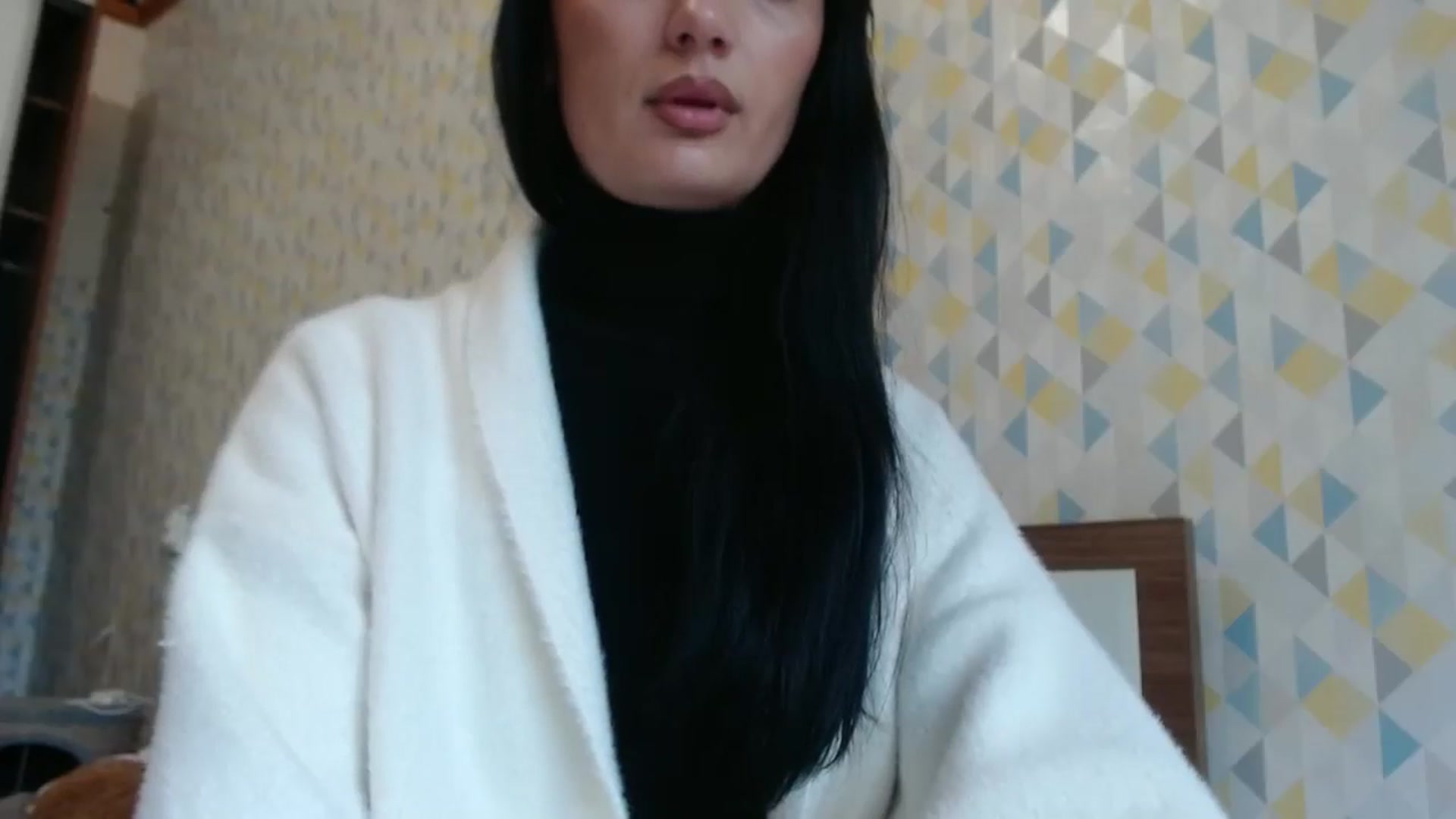 Gallery image thumbnail from hello_Ukraine's myfreecams stream on, 04/21/2026, 11:42 image 6 of 20