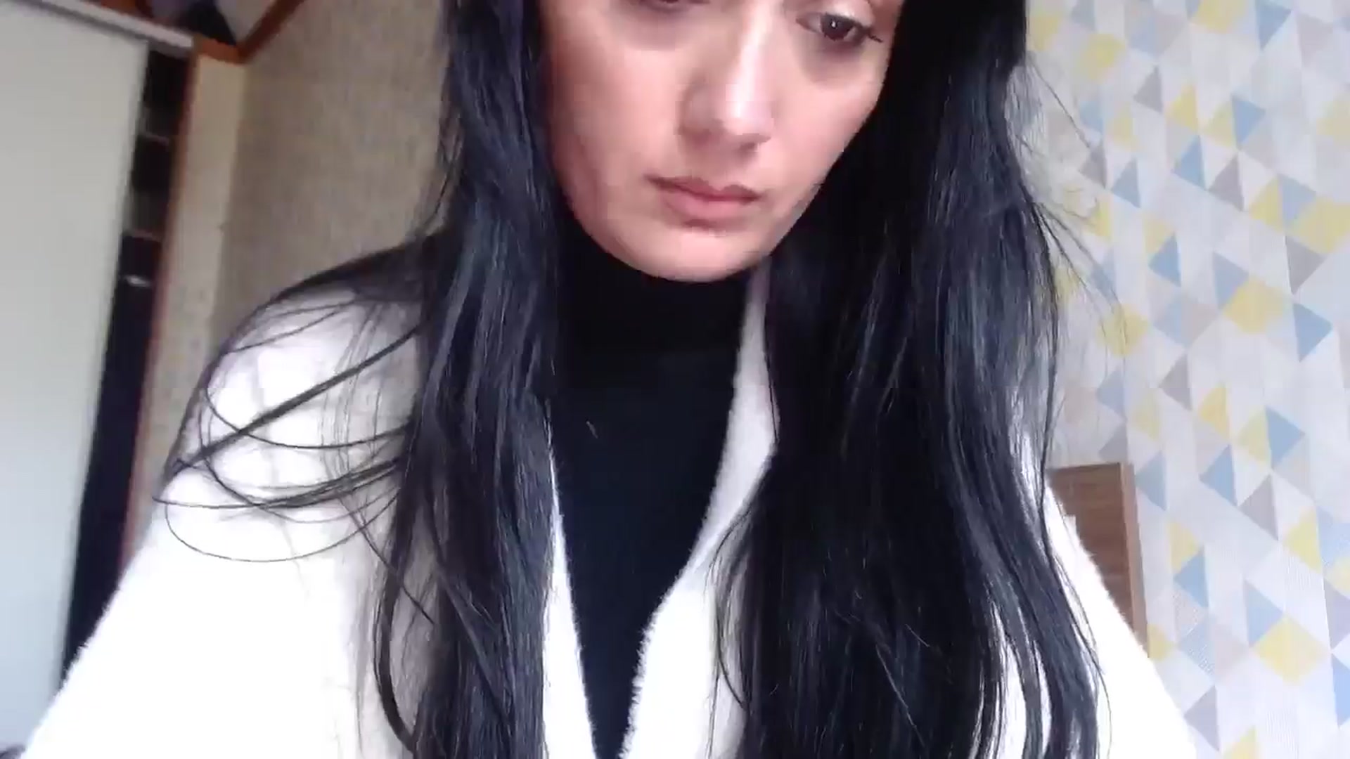 Gallery image thumbnail from hello_Ukraine's myfreecams stream on, 04/21/2026, 13:55 image 5 of 20