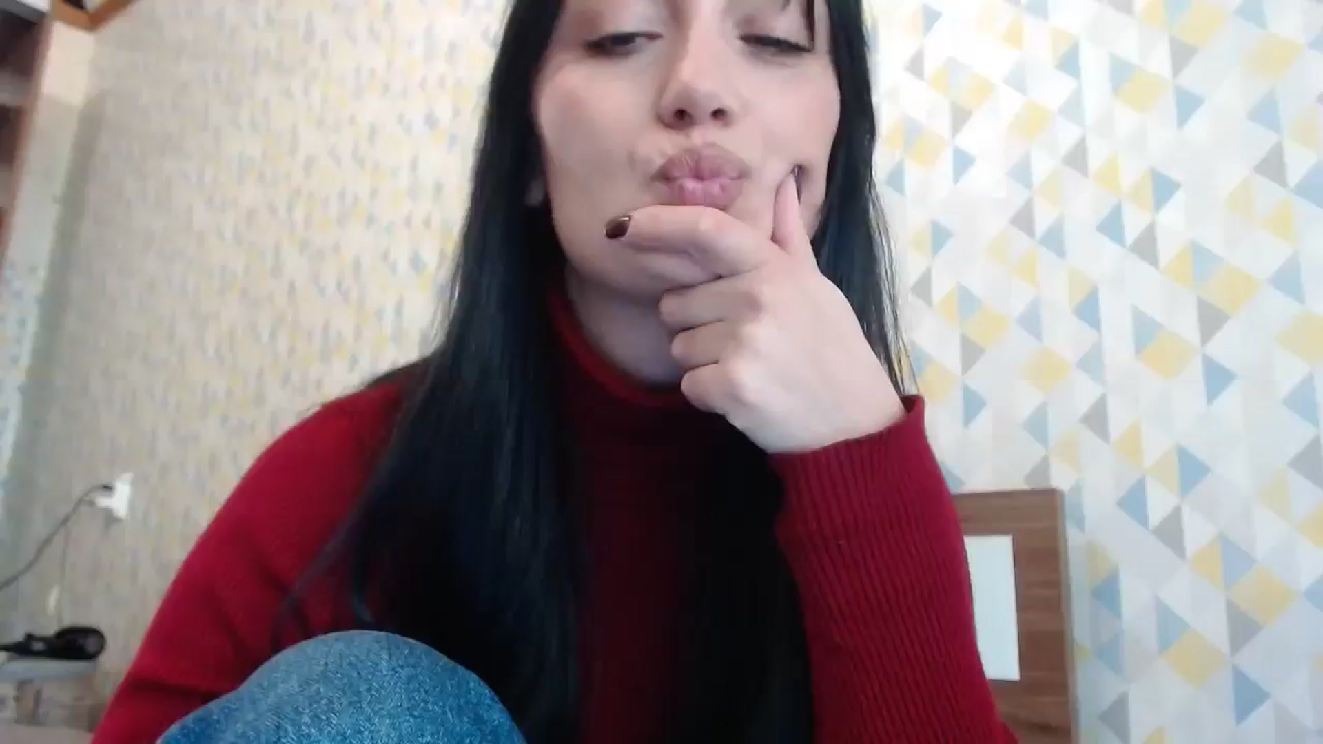 Gallery image thumbnail from hello_Ukraine's myfreecams stream on, 05/04/2026, 14:08 image 3 of 20