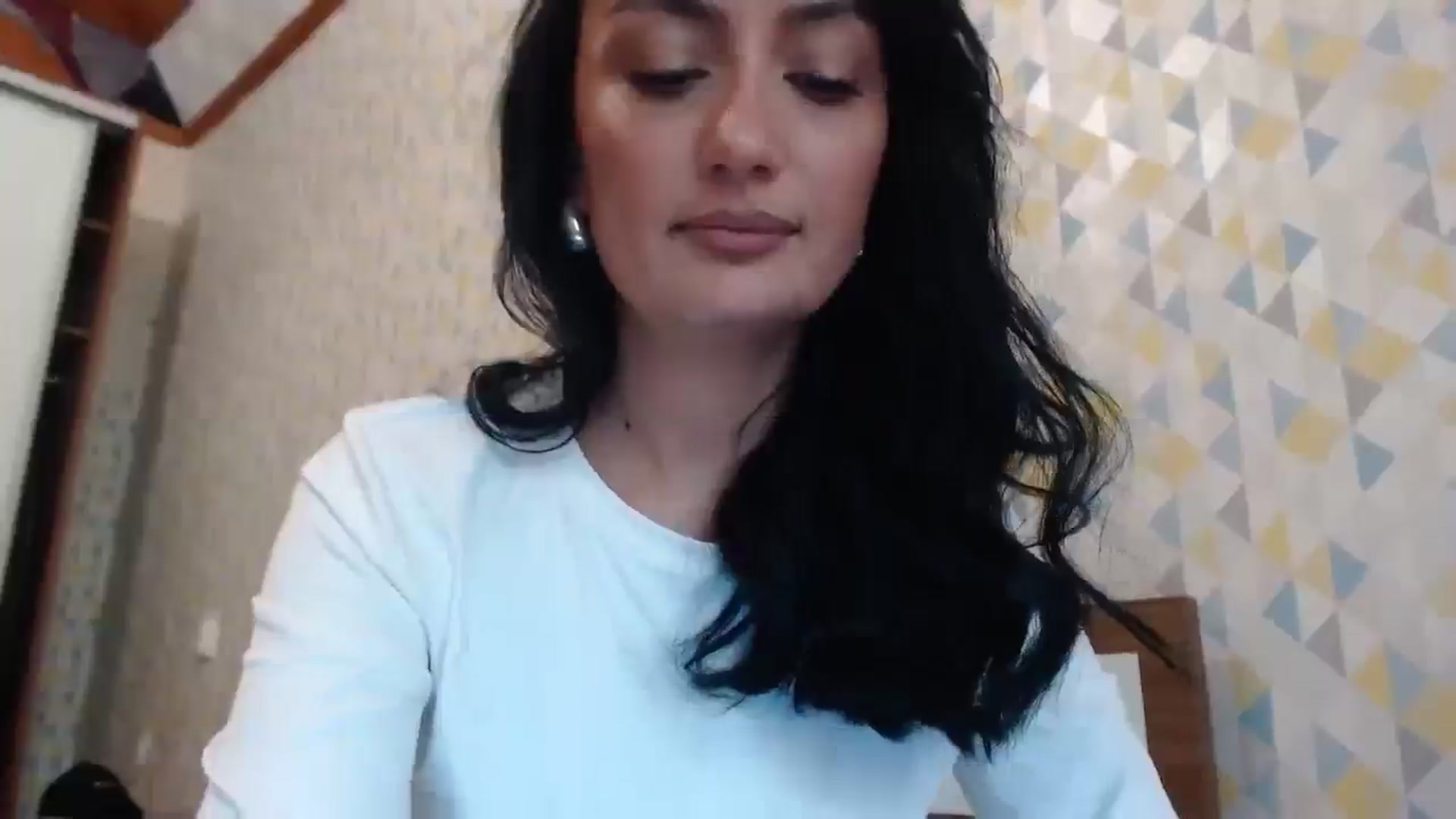 Gallery image thumbnail from hello_Ukraine's myfreecams stream on, 05/10/2026, 14:36 image 4 of 20