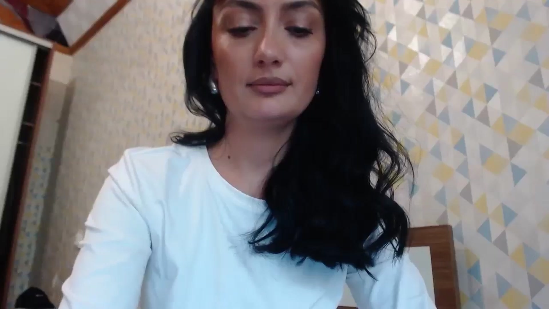 Gallery image thumbnail from hello_Ukraine's myfreecams stream on, 05/10/2026, 14:36 image 2 of 20