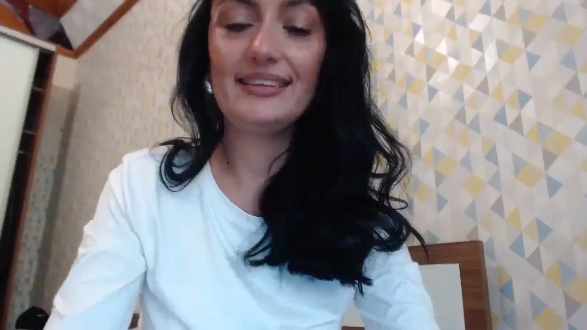 Gallery image thumbnail from hello_Ukraine's myfreecams stream on, 05/10/2026, 14:36 image 5 of 20