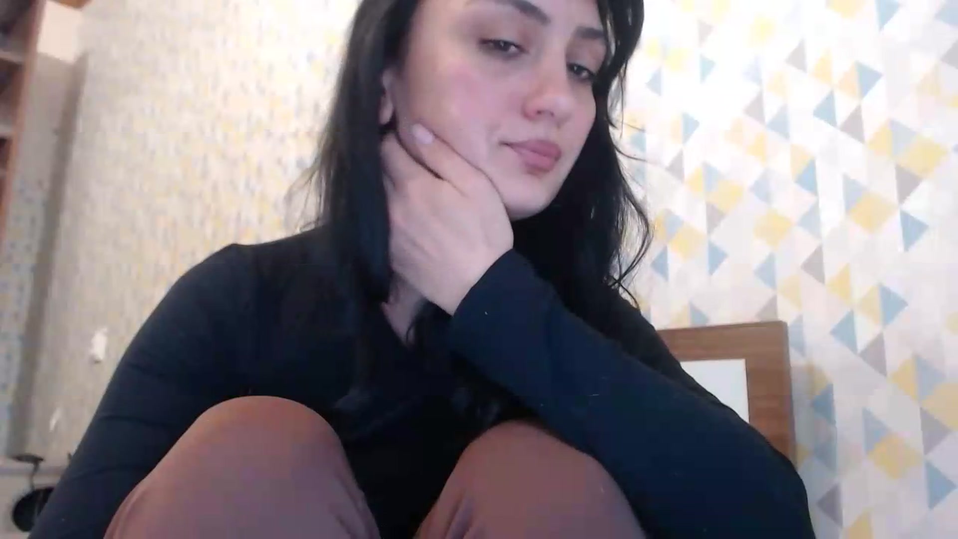 Gallery image thumbnail from hello_Ukraine's myfreecams stream on, 05/31/2026, 16:27 image 17 of 20