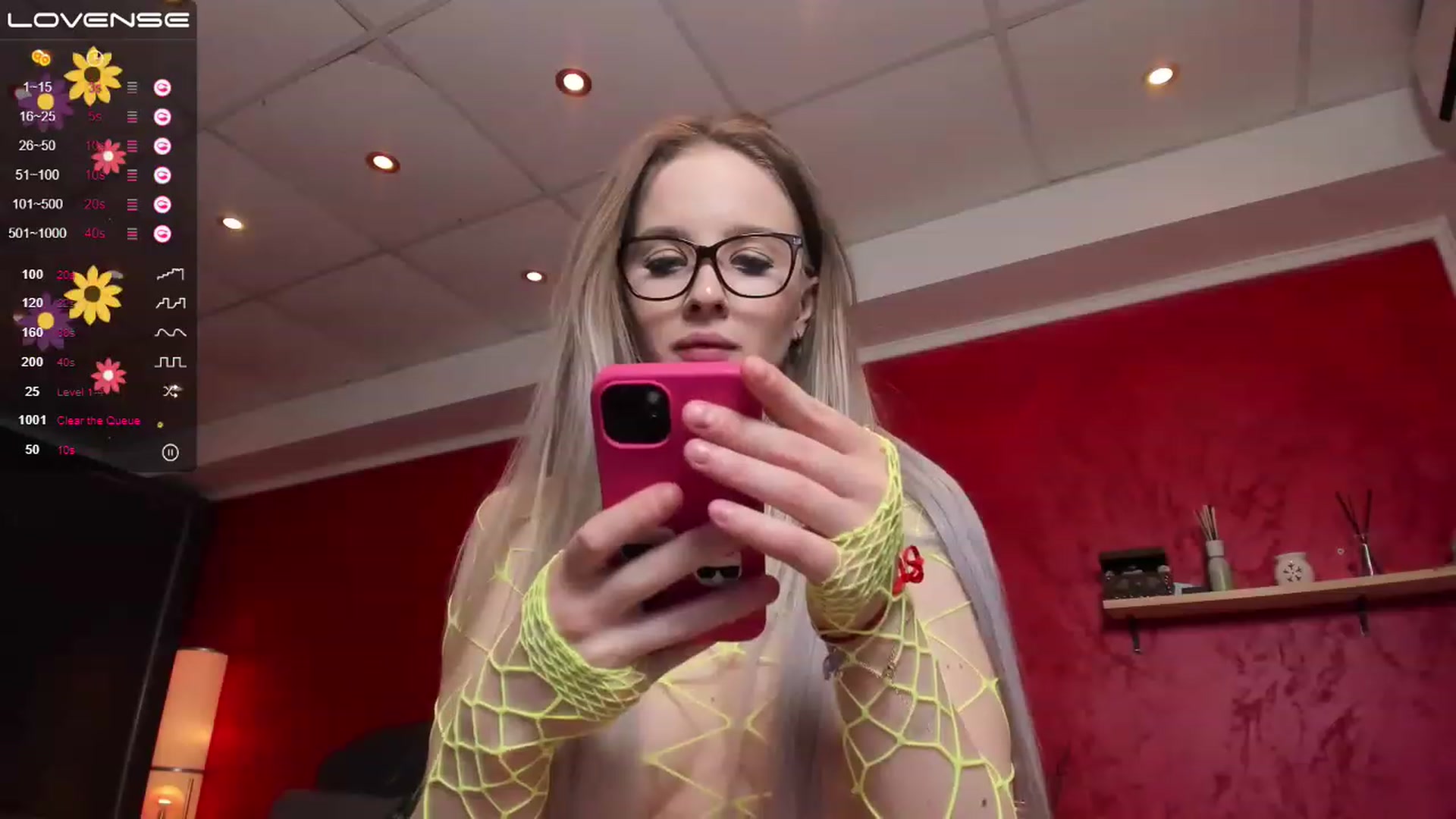 Gallery image thumbnail from heySiry's myfreecams stream on, 03/02/2023, 15:39 image 20 of 20