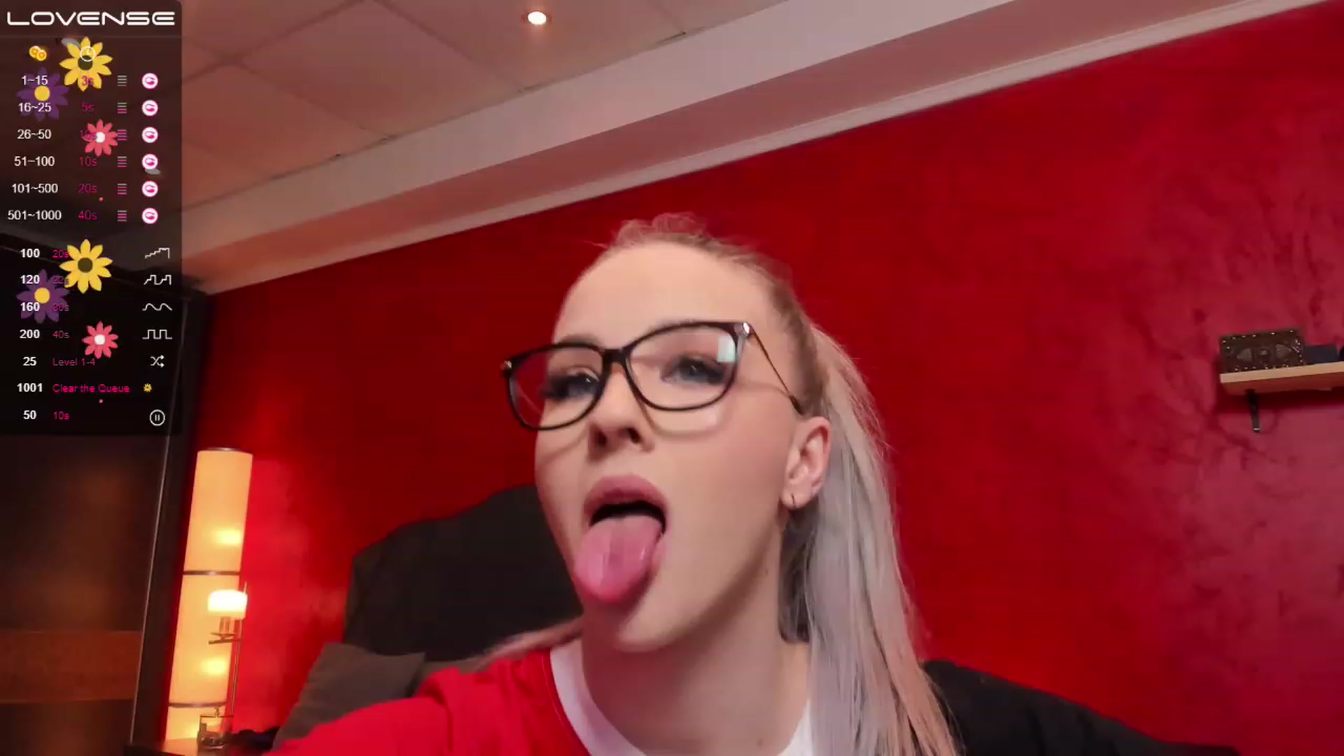 Gallery image thumbnail from heySiry's myfreecams stream on, 03/22/2023, 17:14 image 2 of 20