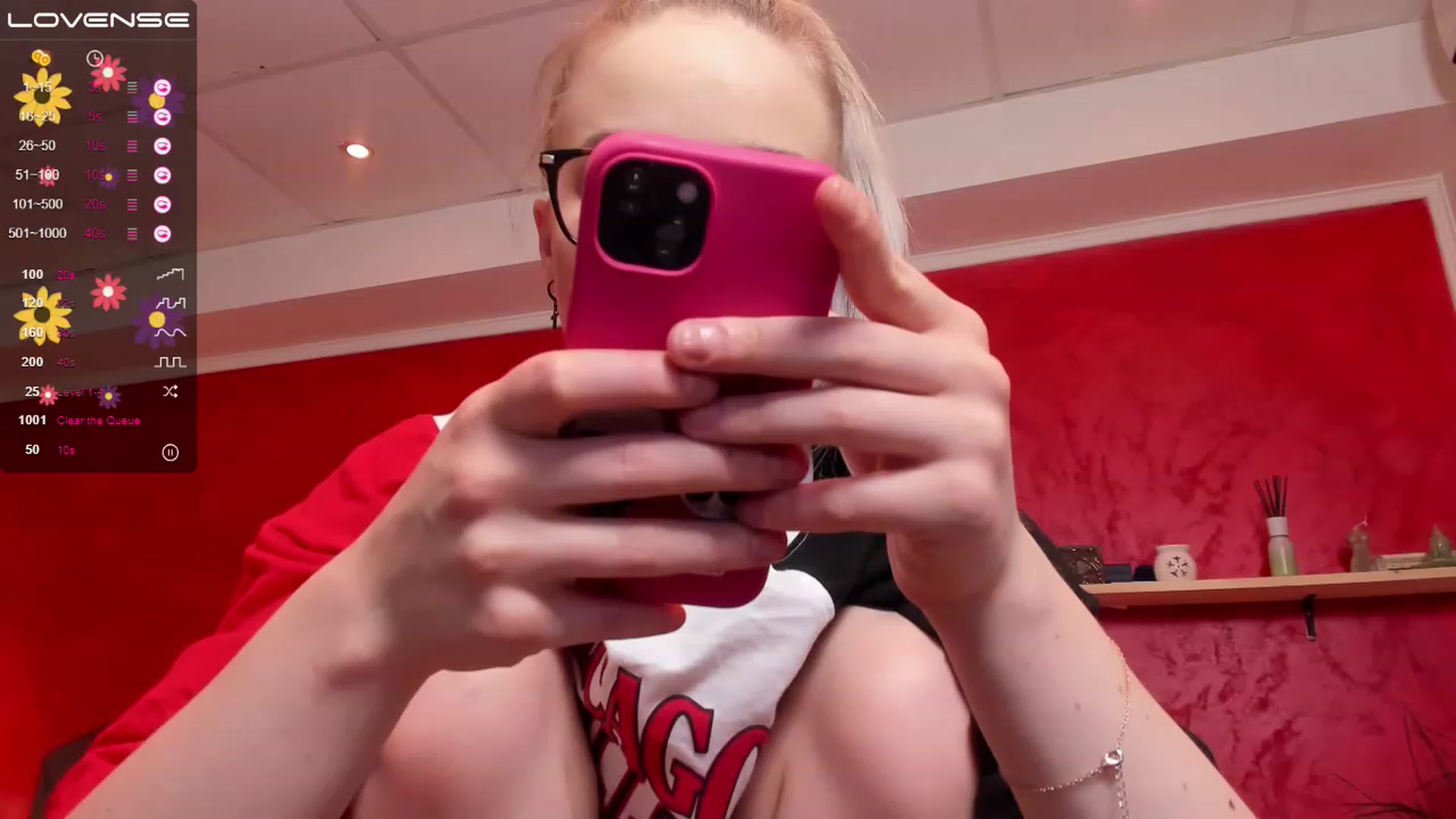Gallery image thumbnail from heySiry's myfreecams stream on, 03/22/2023, 19:37 image 5 of 20
