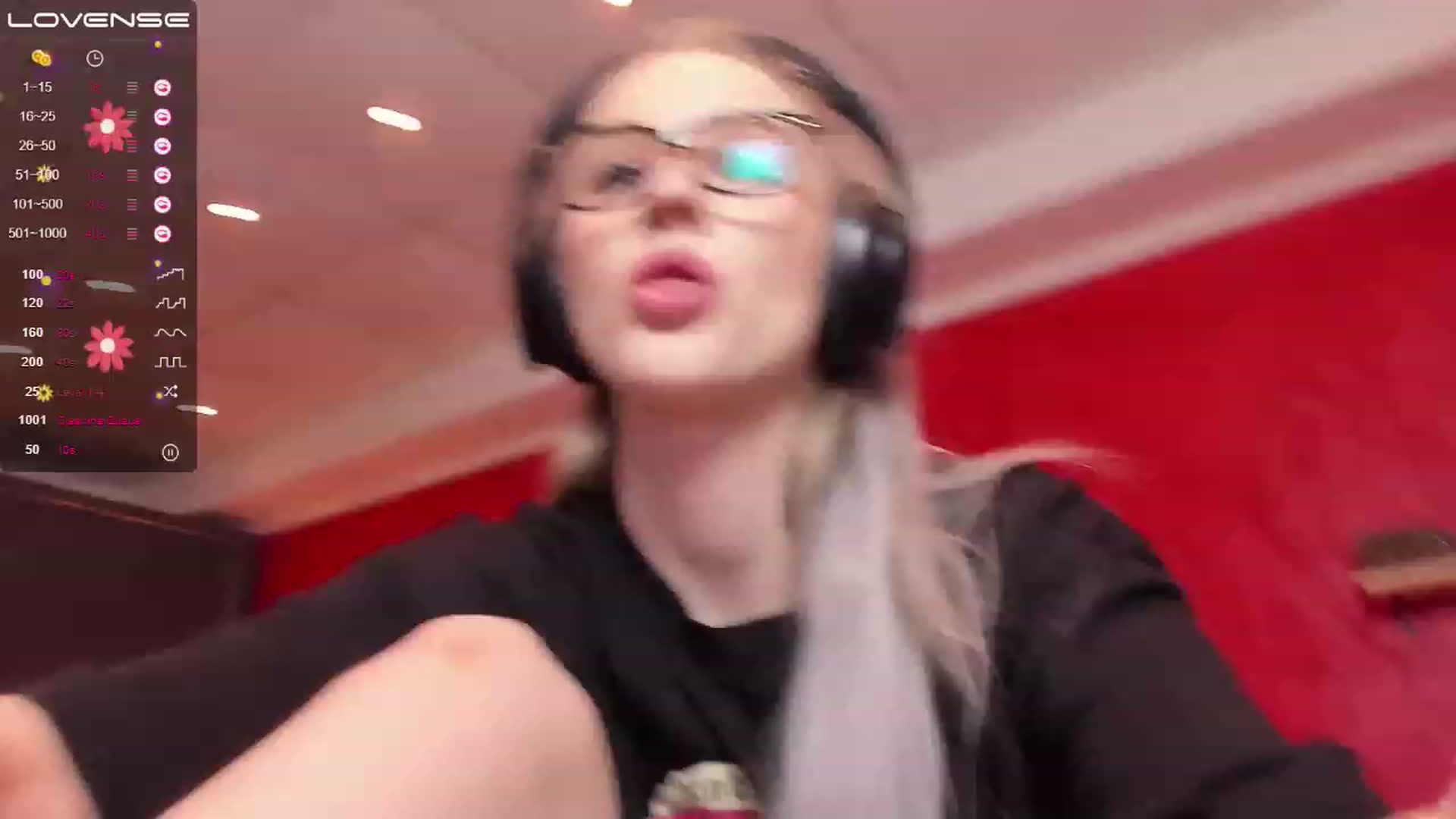 Gallery image thumbnail from heySiry's myfreecams stream on, 03/24/2023, 17:32 image 1 of 20