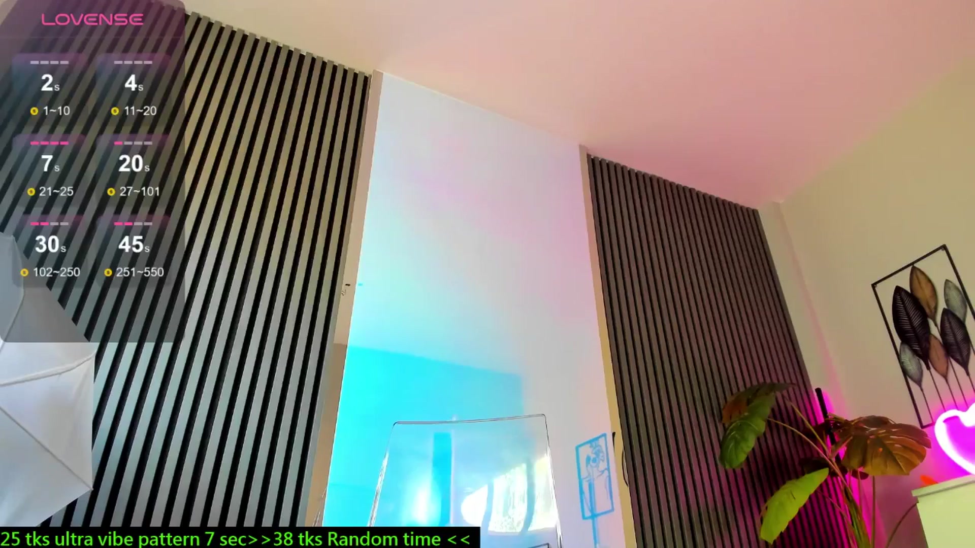 Gallery image thumbnail from heySiry's myfreecams stream on, 09/23/2024, 11:41 image 6 of 20