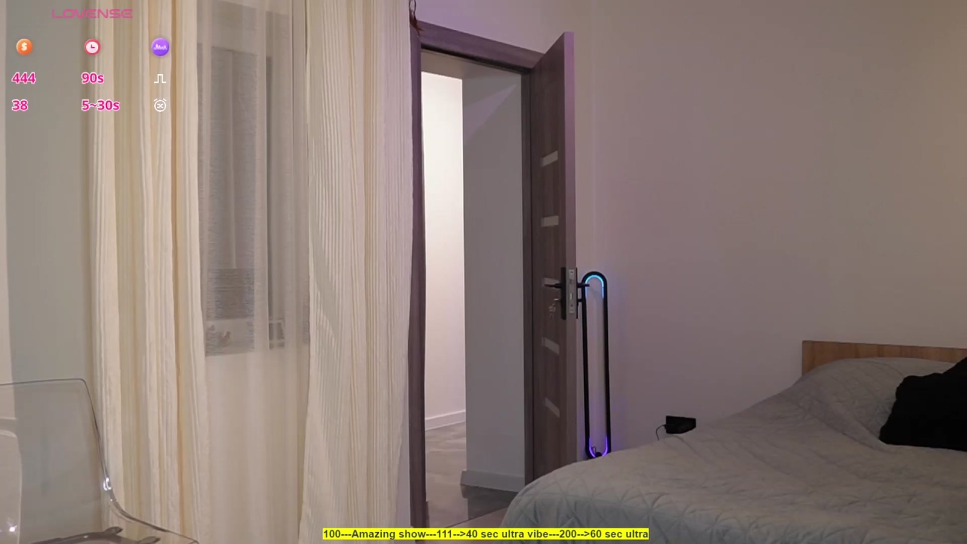 Gallery image thumbnail from heySiry's myfreecams stream on, 12/09/2025, 18:44 image 10 of 20