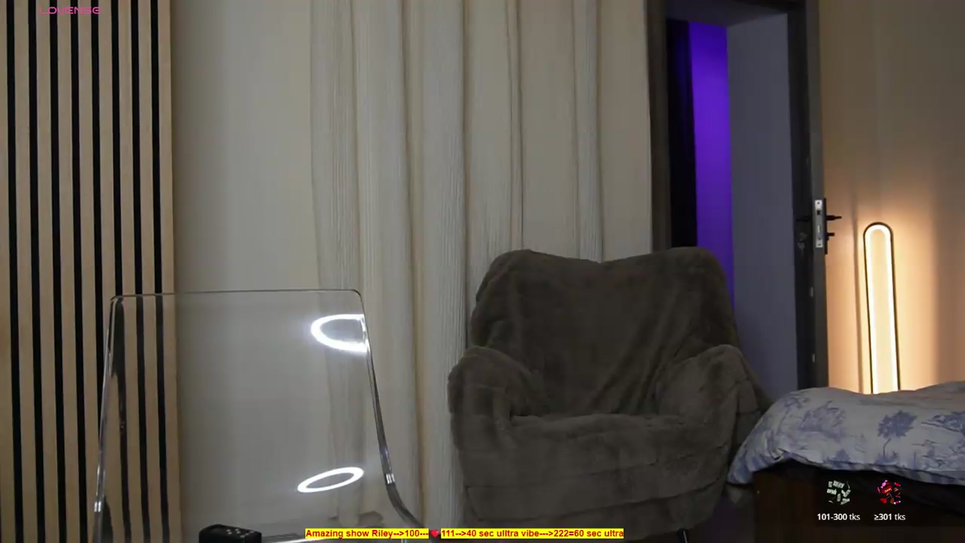 Gallery image thumbnail from heySiry's myfreecams stream on, 06/08/2026, 18:49 image 16 of 20