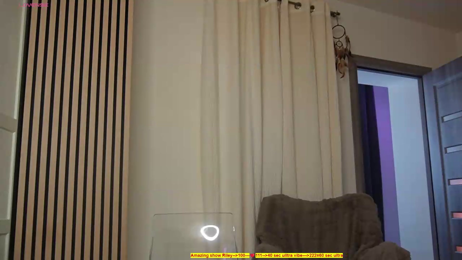 Gallery image thumbnail from heySiry's myfreecams stream on, 06/22/2026, 07:00 image 15 of 20