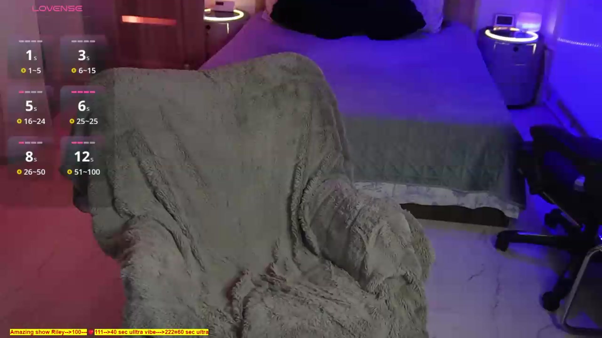 Gallery image thumbnail from heySiry's myfreecams stream on, 08/26/2026, 18:23 image 17 of 20