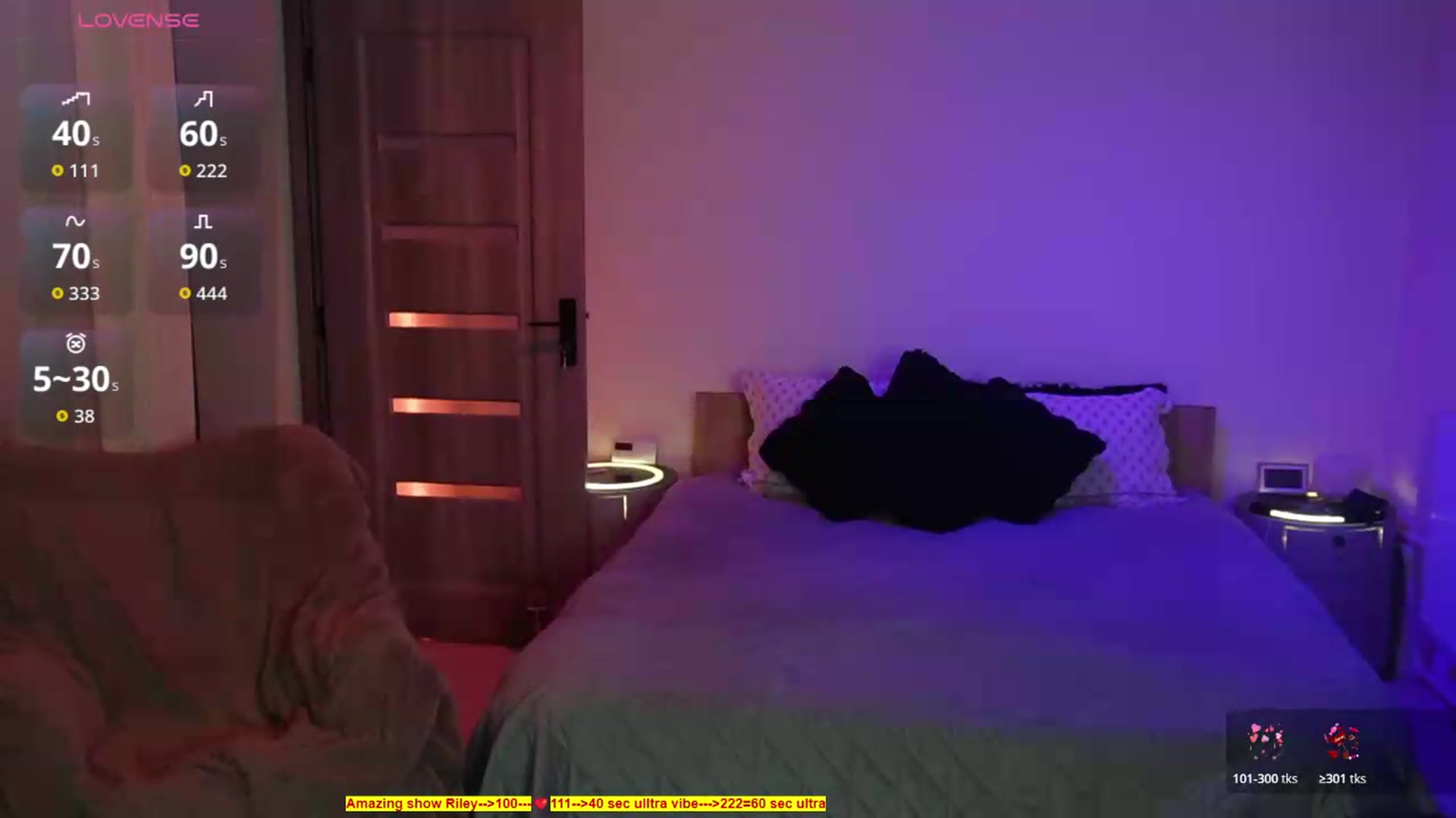 Gallery image thumbnail from heySiry's myfreecams stream on, 09/14/2026, 16:51 image 13 of 20