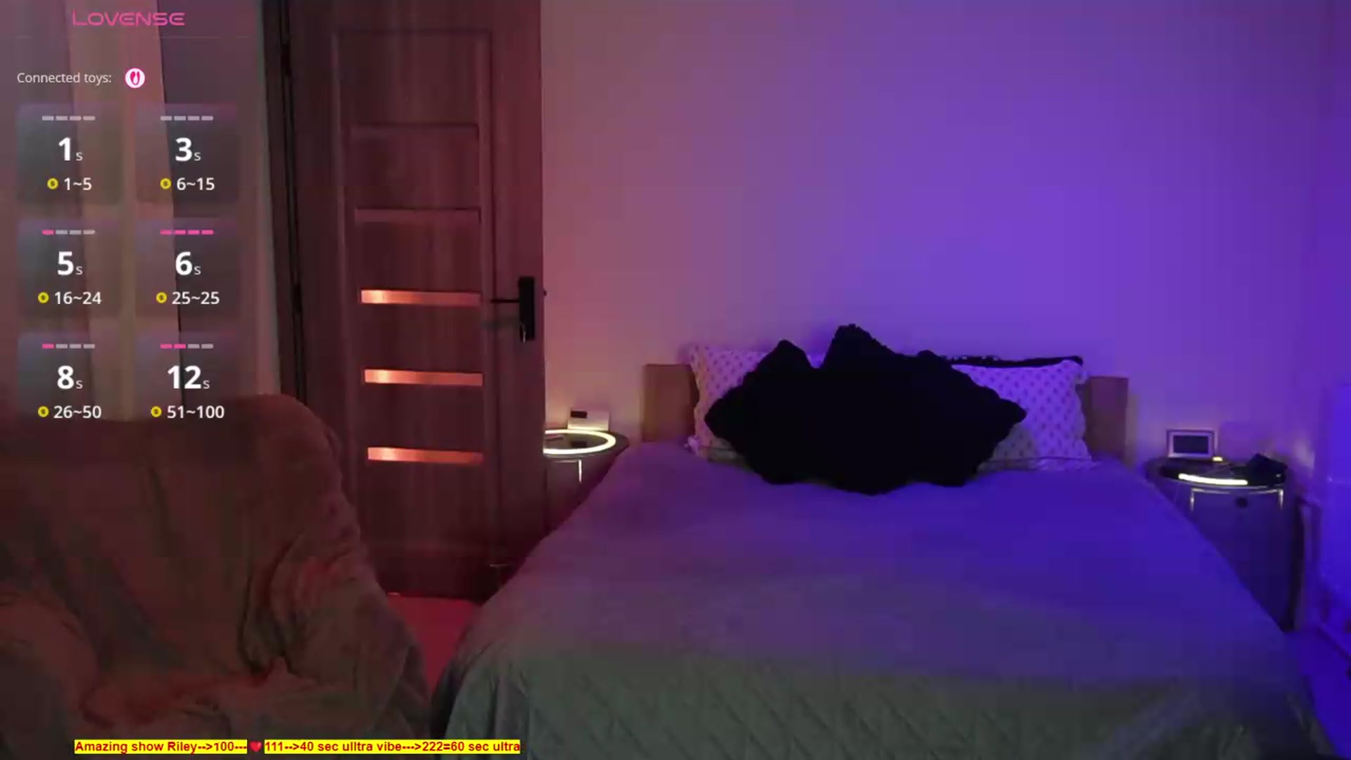 Gallery image thumbnail from heySiry's myfreecams stream on, 09/14/2026, 16:51 image 14 of 20