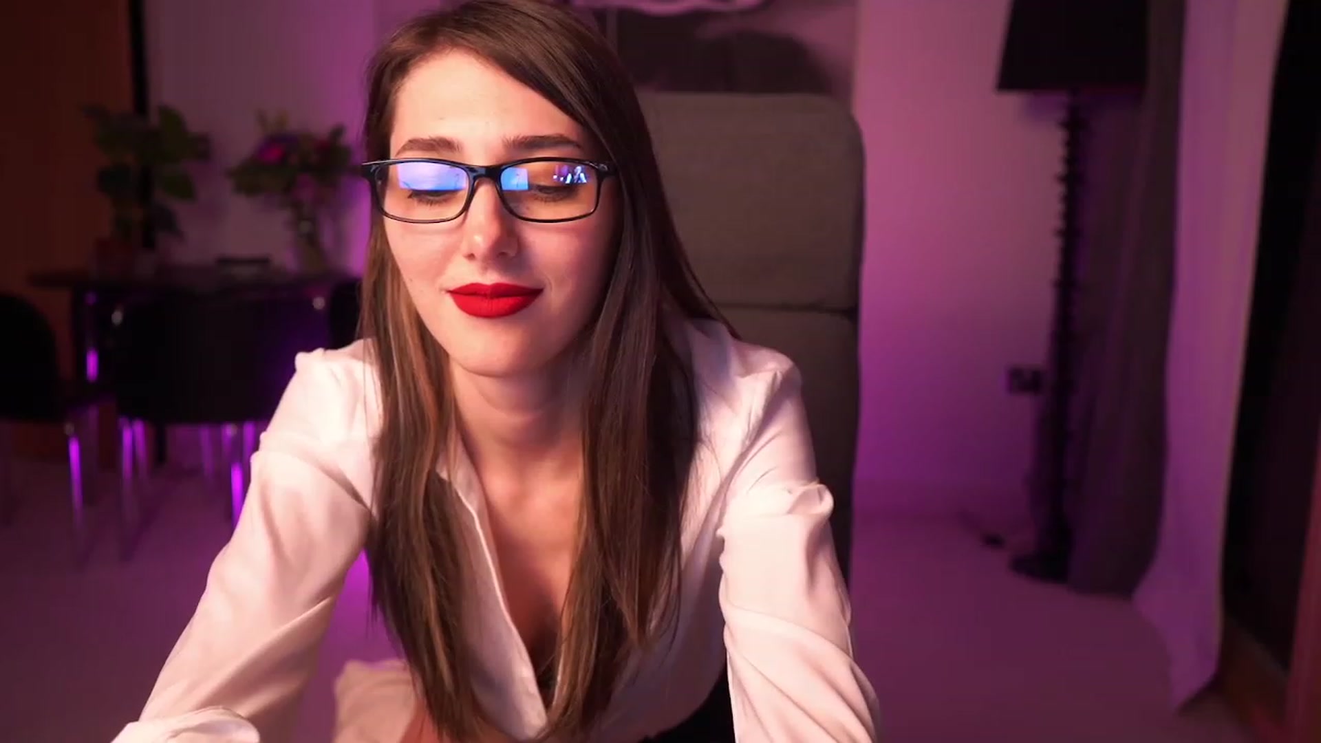 Gallery image thumbnail from hey_foxy's myfreecams stream on, 07/02/2023, 24:29 image 3 of 20