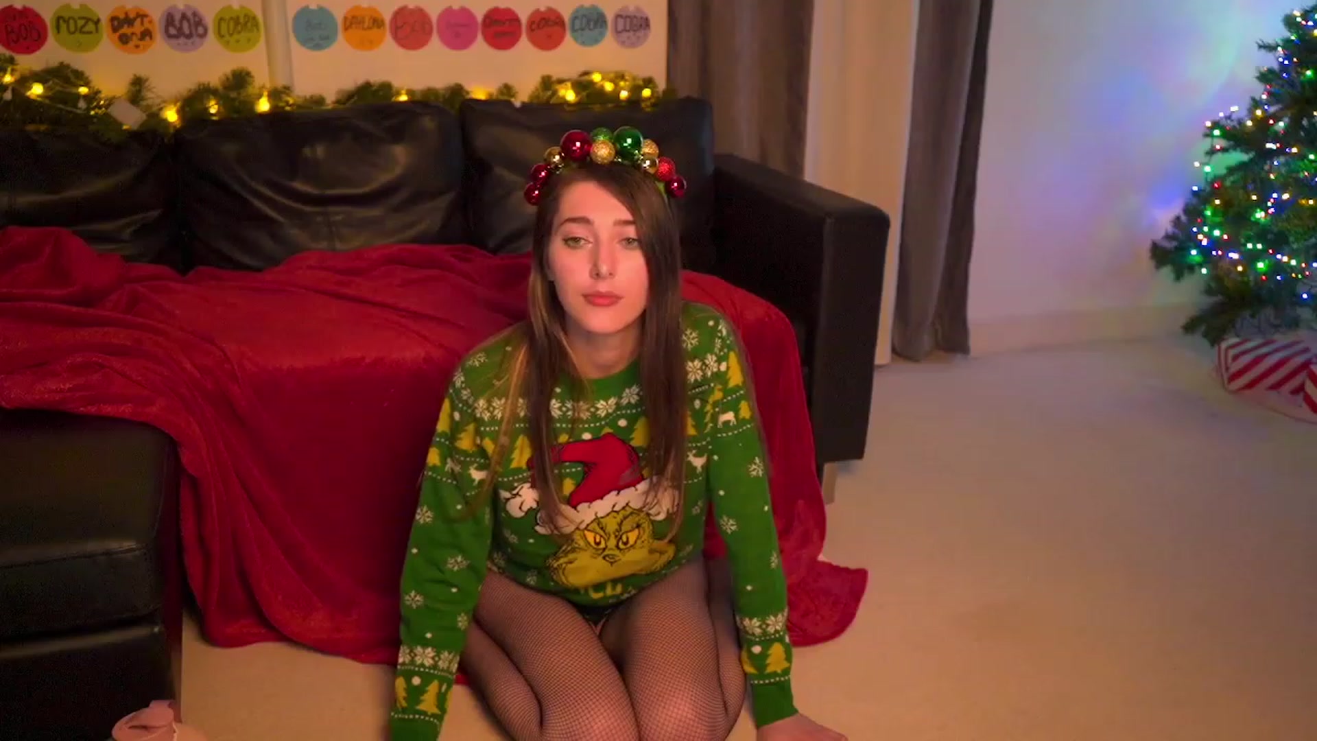 Gallery image thumbnail from hey_foxy's myfreecams stream on, 12/02/2023, 20:31 image 2 of 20