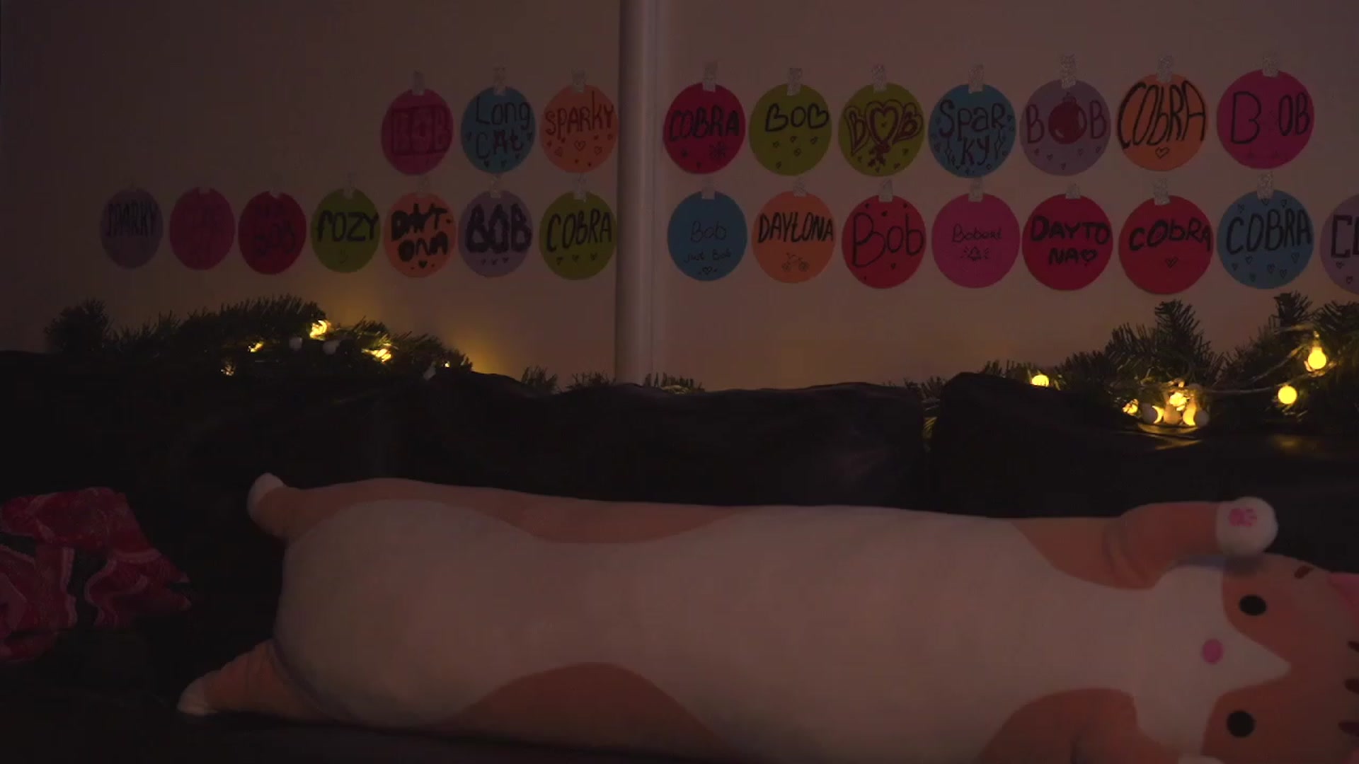 Gallery image thumbnail from hey_foxy's myfreecams stream on, 12/07/2023, 22:26 image 3 of 20