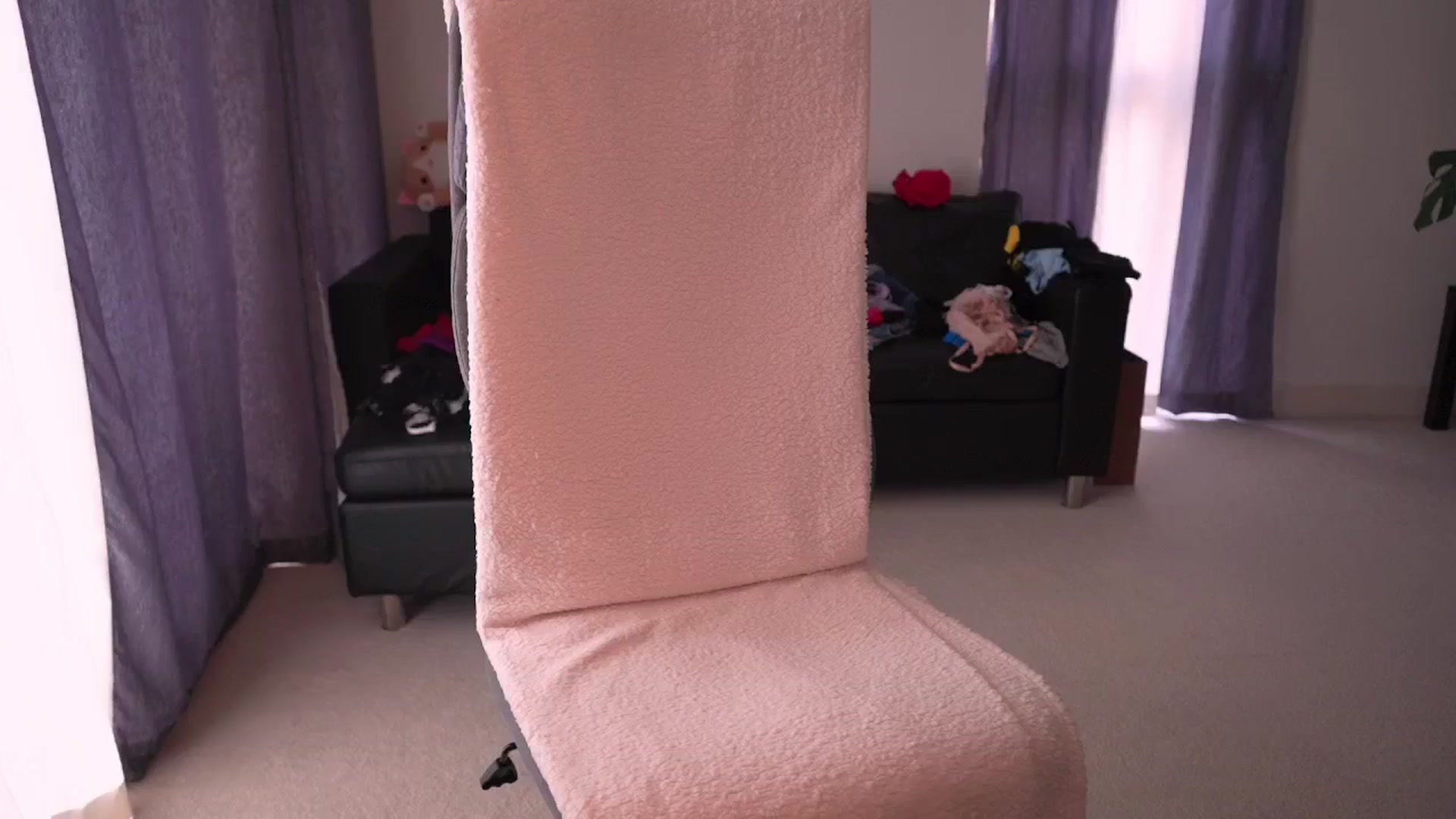 Gallery image thumbnail from hey_foxy's myfreecams stream on, 03/08/2024, 13:20 image 10 of 20