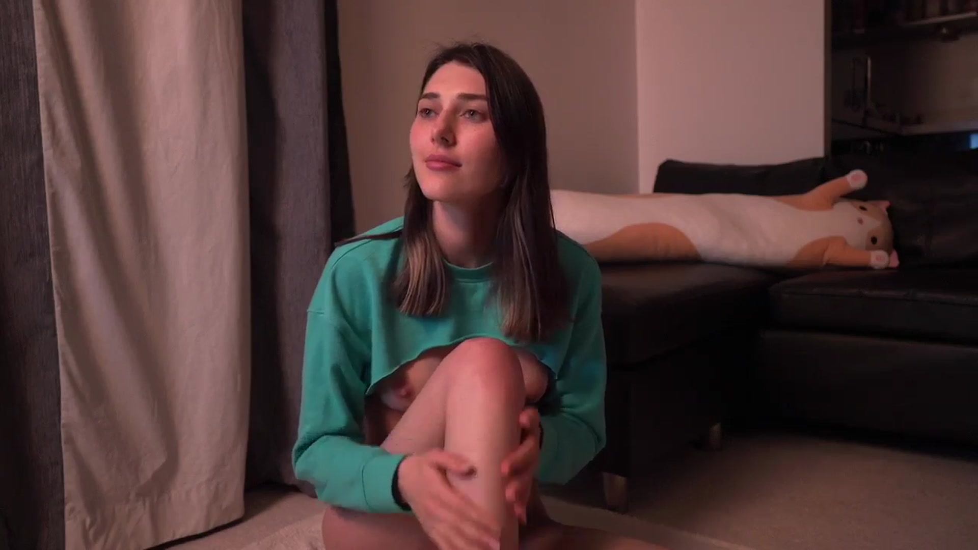 Gallery image thumbnail from hey_foxy's myfreecams stream on, 04/14/2024, 23:52 image 10 of 20