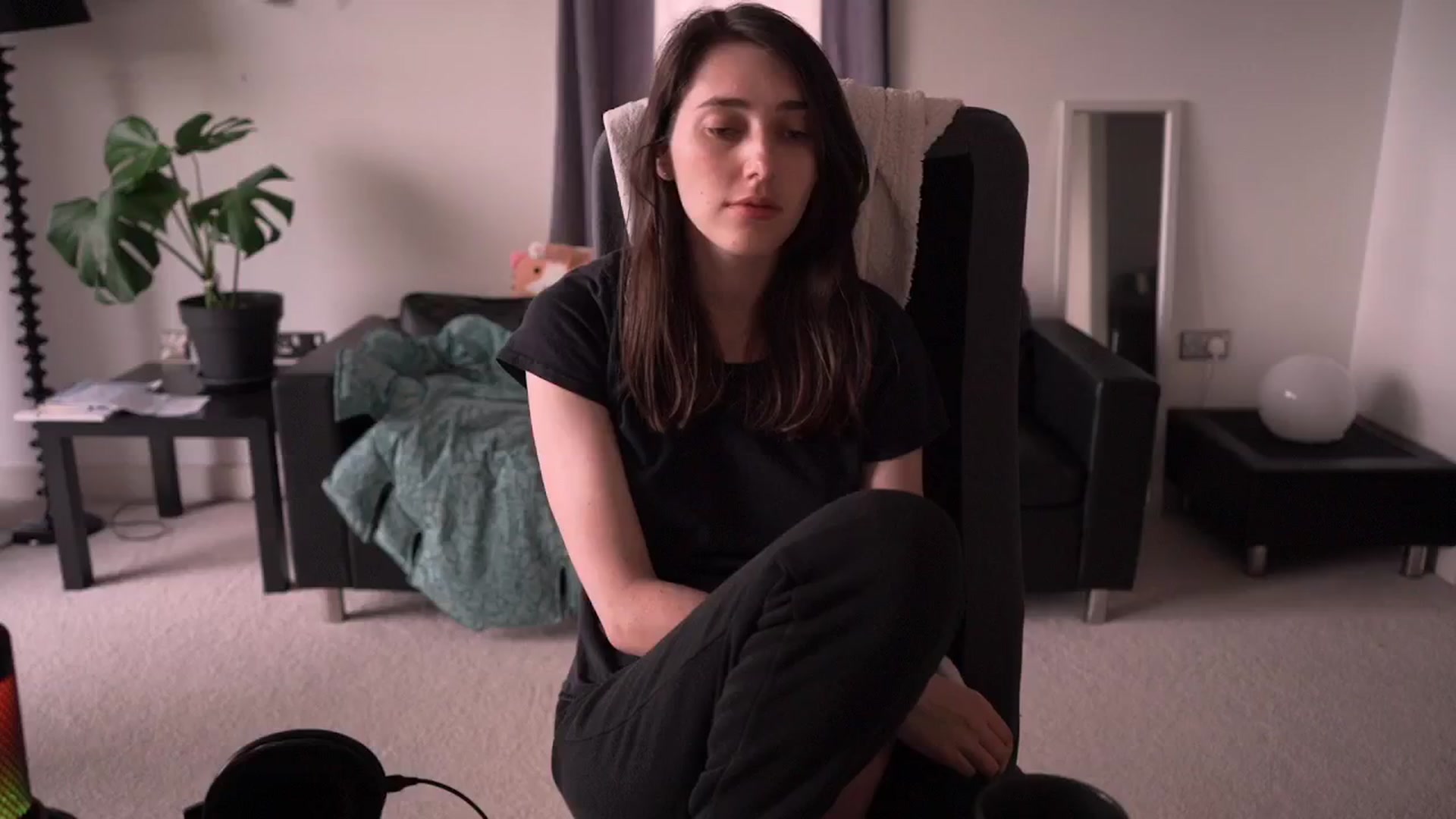 Gallery image thumbnail from hey_foxy's myfreecams stream on, 07/10/2024, 18:56 image 2 of 20