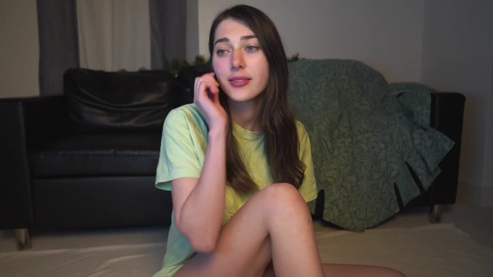 Gallery image thumbnail from hey_foxy's myfreecams stream on, 01/27/2025, 22:29 image 1 of 20