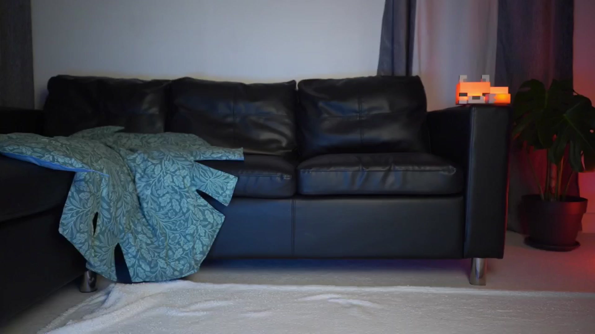 Gallery image thumbnail from hey_foxy's myfreecams stream on, 04/13/2025, 21:26 image 6 of 20