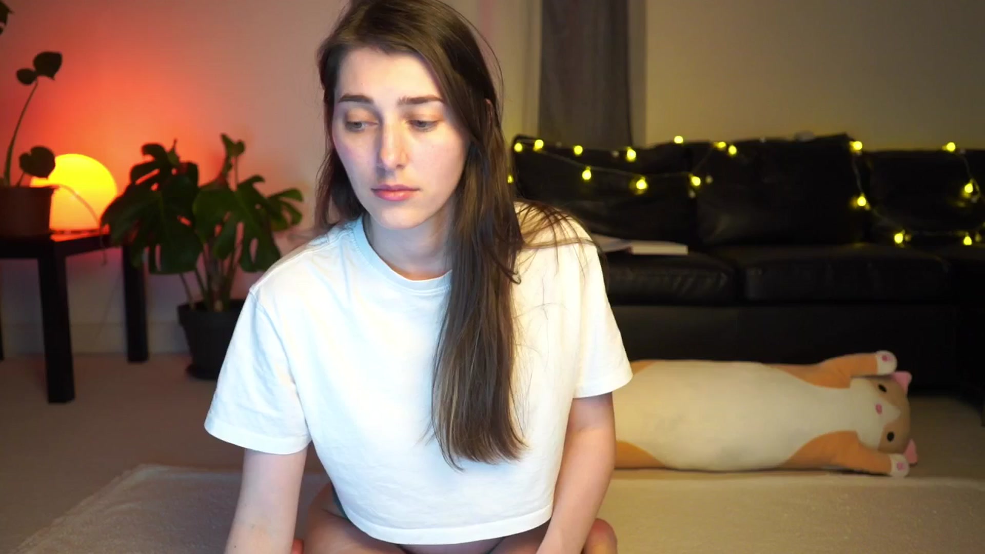 Gallery image thumbnail from hey_foxy's myfreecams stream on, 05/12/2025, 21:21 image 18 of 20
