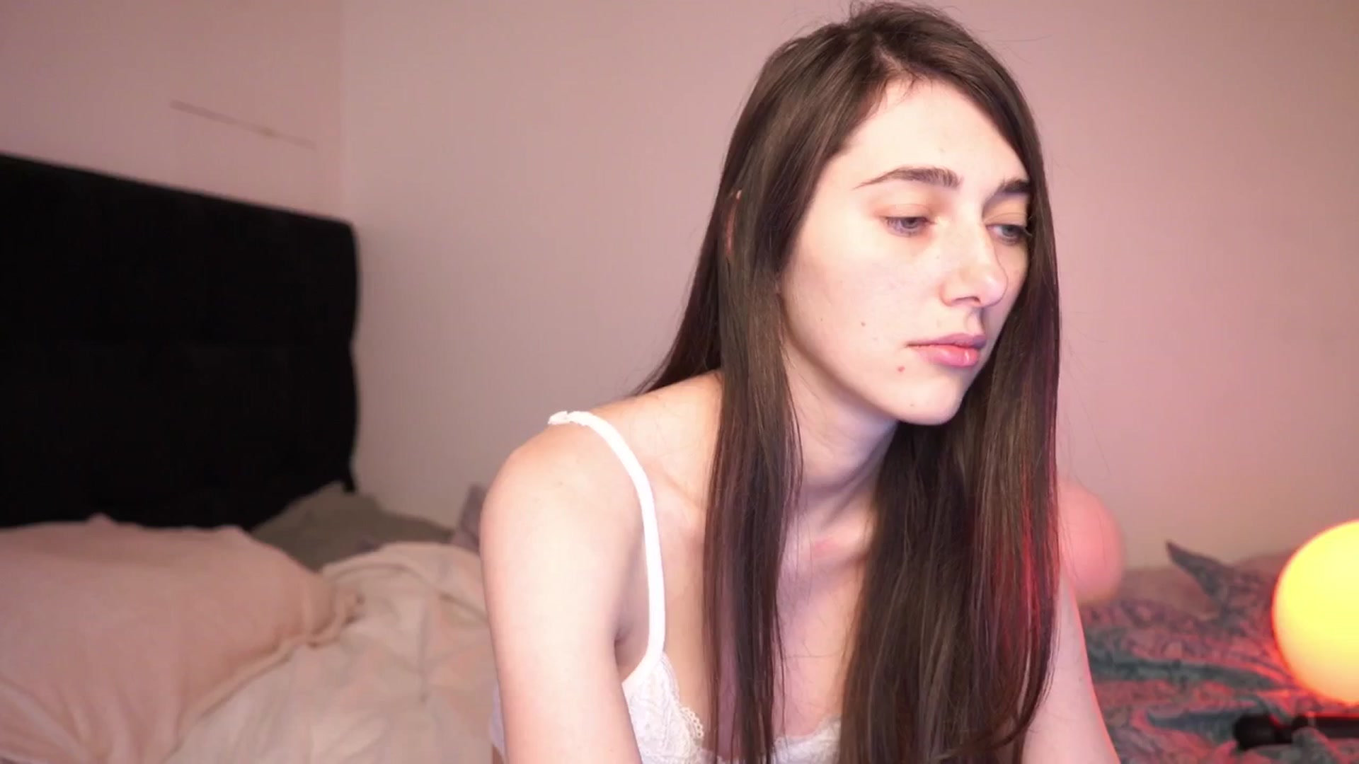 Gallery image thumbnail from hey_foxy's myfreecams stream on, 11/11/2025, 06:23 image 4 of 20