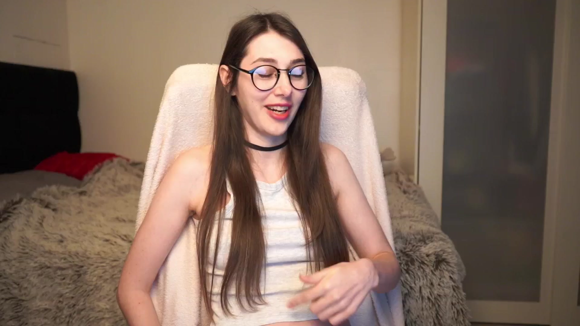 Gallery image thumbnail from hey_foxy's myfreecams stream on, 02/22/2026, 22:30 image 6 of 20