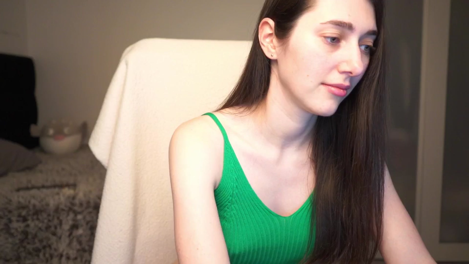 Gallery image thumbnail from hey_foxy's myfreecams stream on, 03/17/2026, 21:56 image 1 of 20