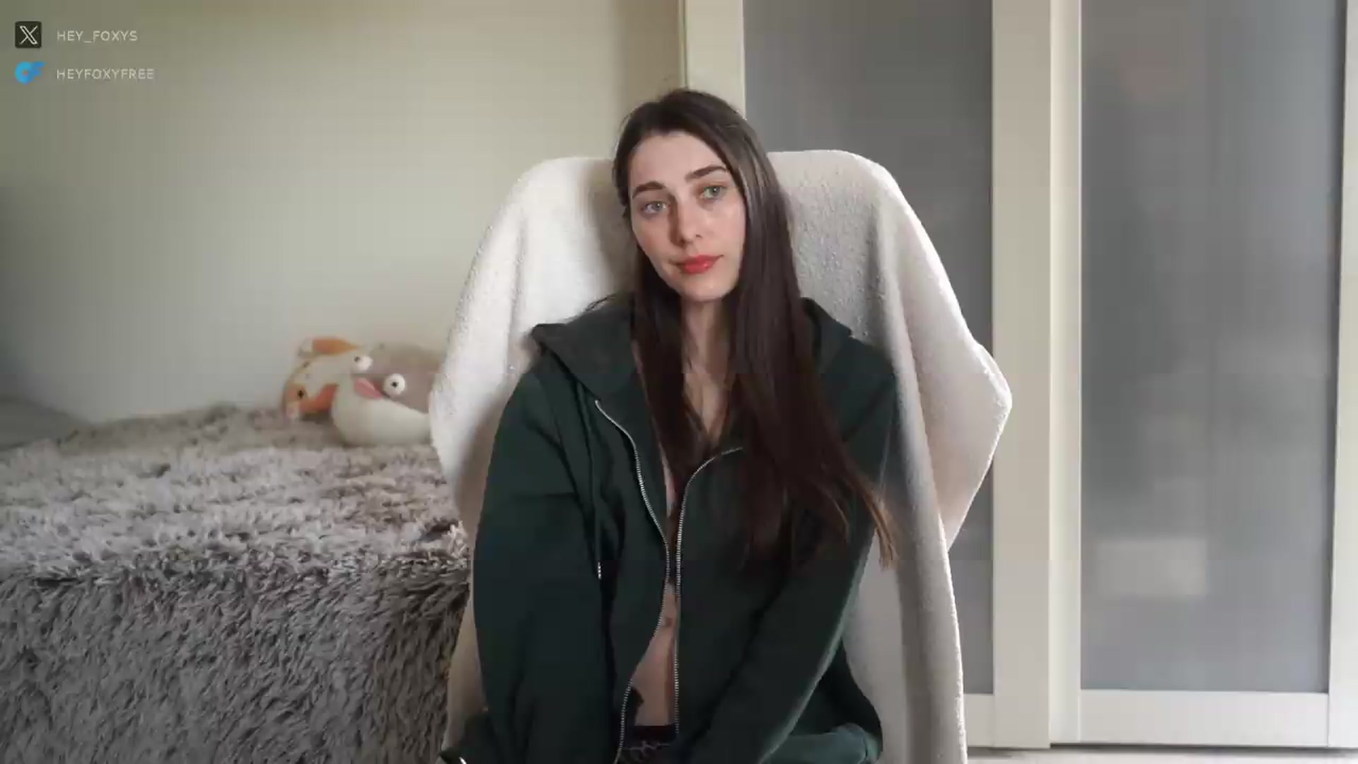 Gallery image thumbnail from hey_foxy's myfreecams stream on, 08/02/2026, 08:53 image 6 of 20