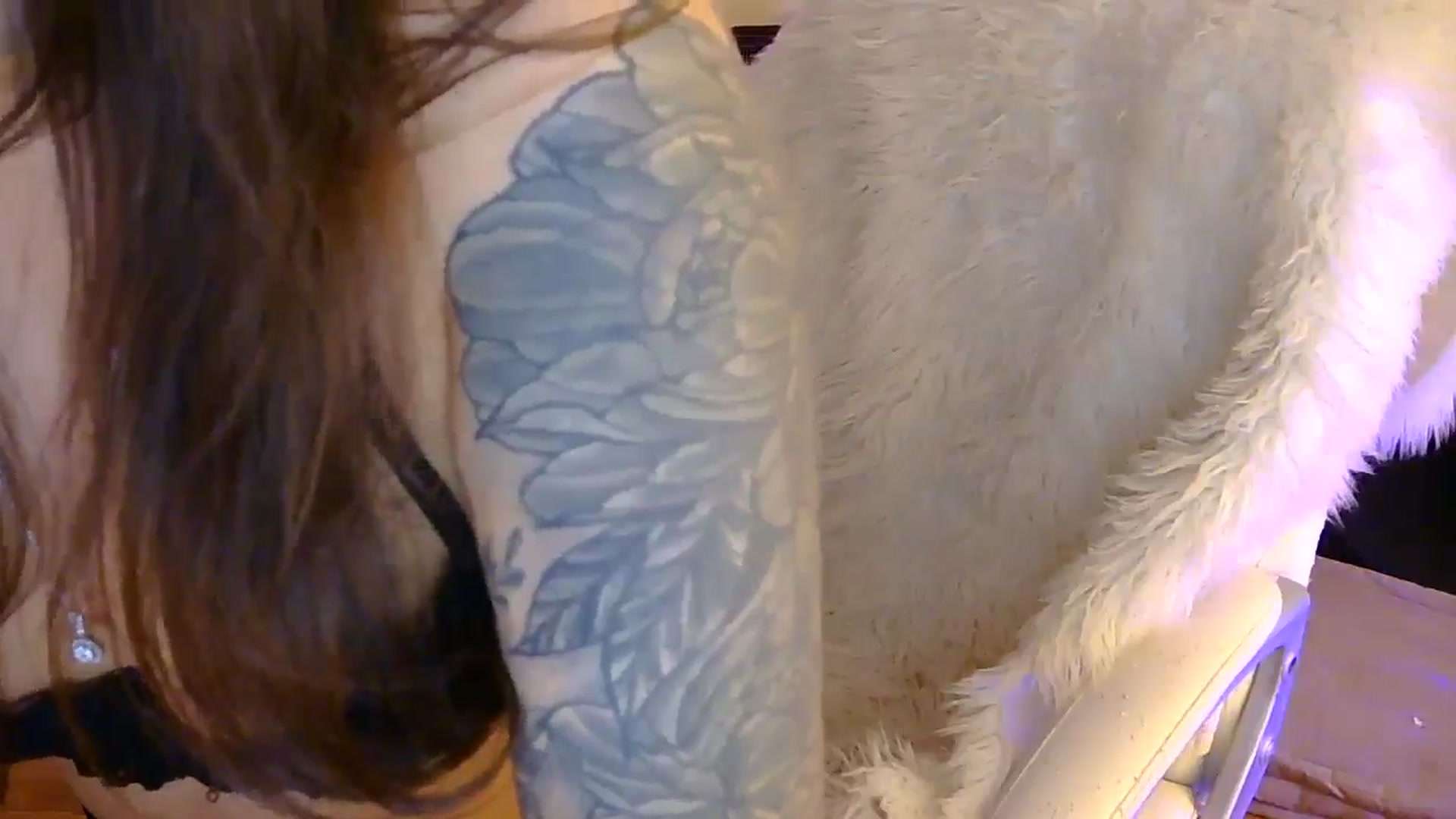 Gallery image thumbnail from heylisten's myfreecams stream on, 08/17/2025, 12:32 image 15 of 20