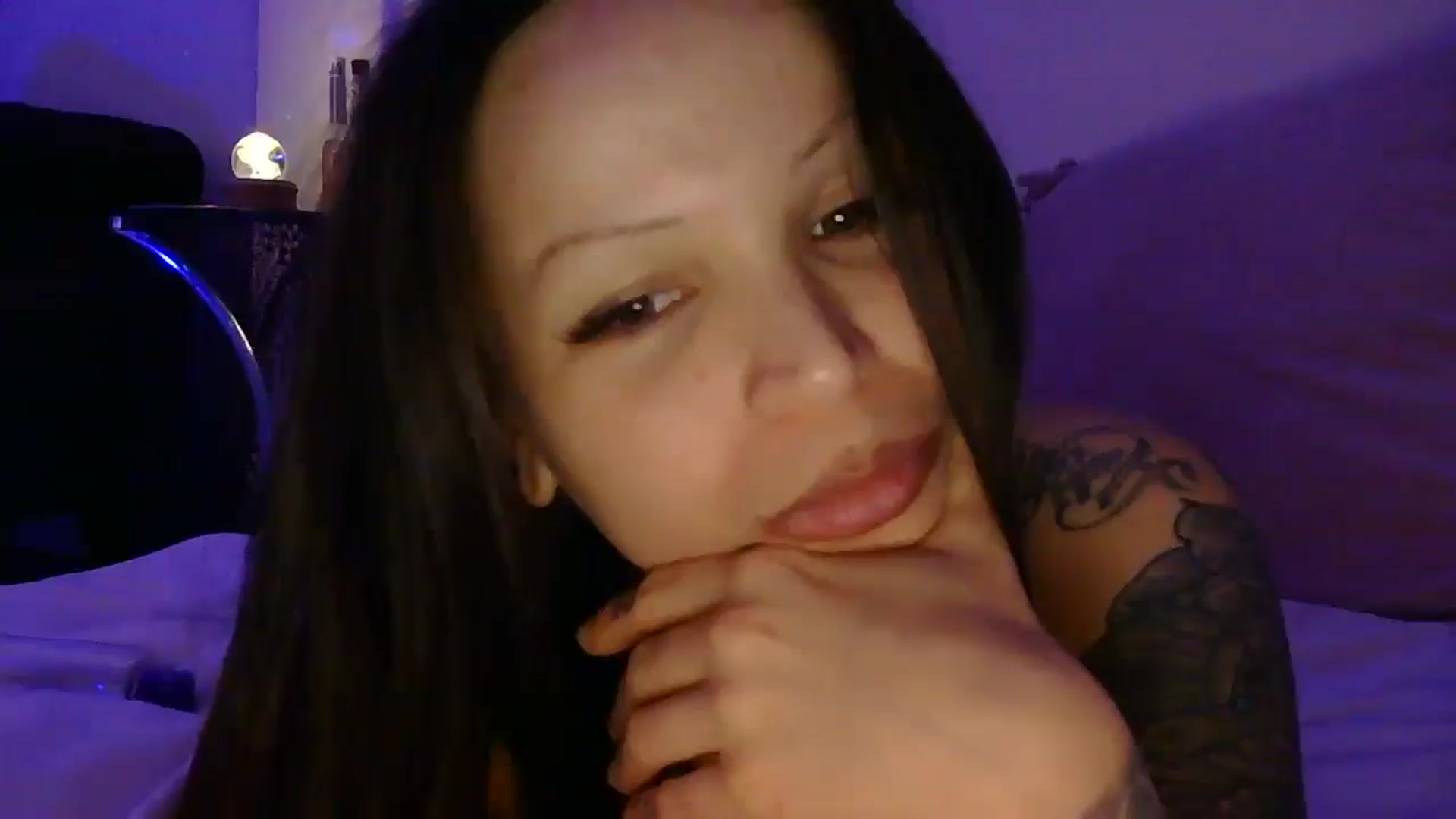 Gallery image thumbnail from heylisten's myfreecams stream on, 09/08/2025, 08:59 image 2 of 20