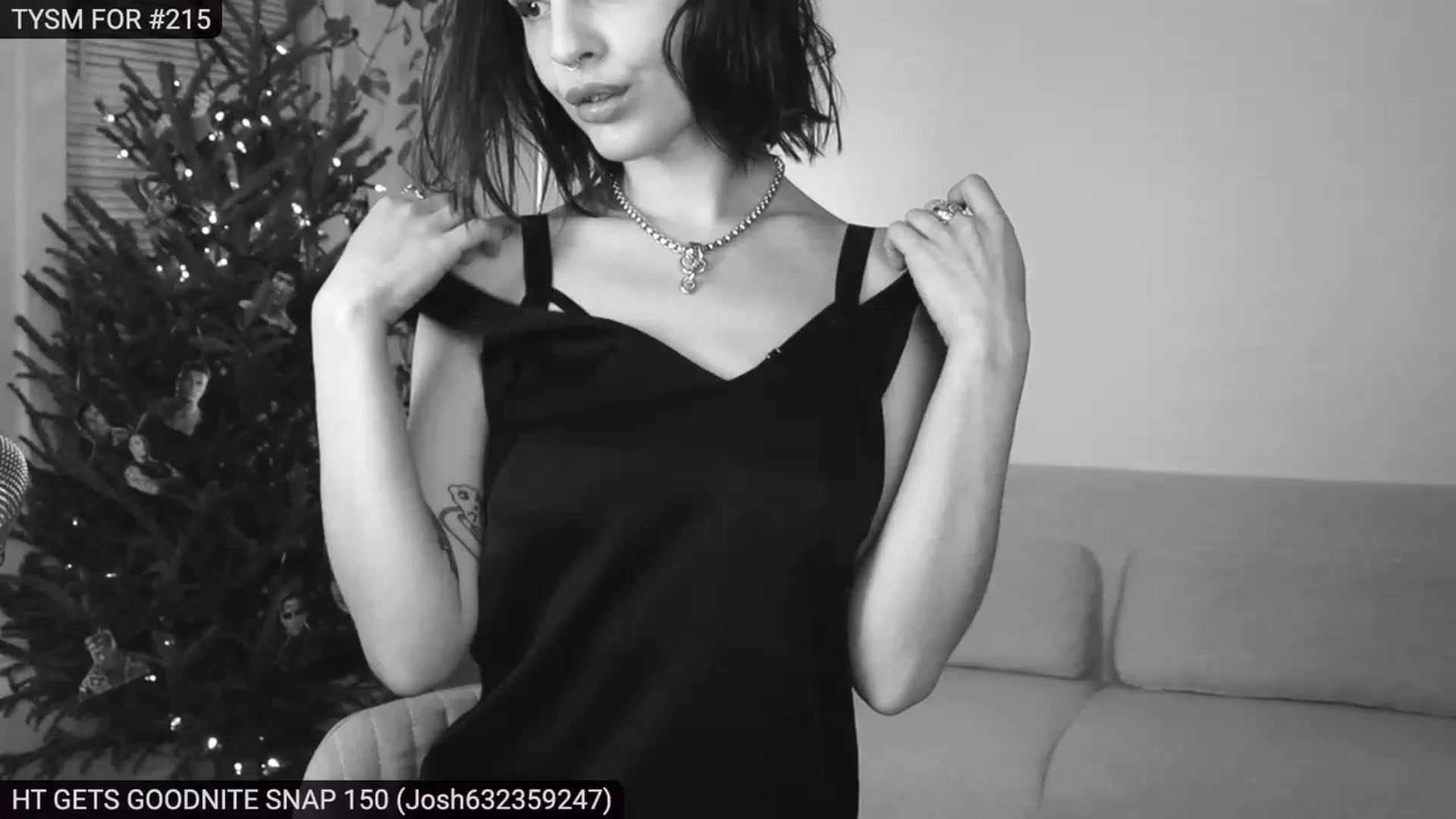 Gallery image thumbnail from heystellar's myfreecams stream on, 12/13/2022, 04:07 image 3 of 20