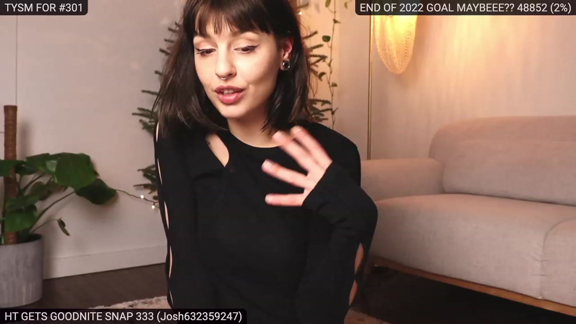 Gallery image thumbnail from heystellar's myfreecams stream on, 12/24/2022, 02:48 image 5 of 20