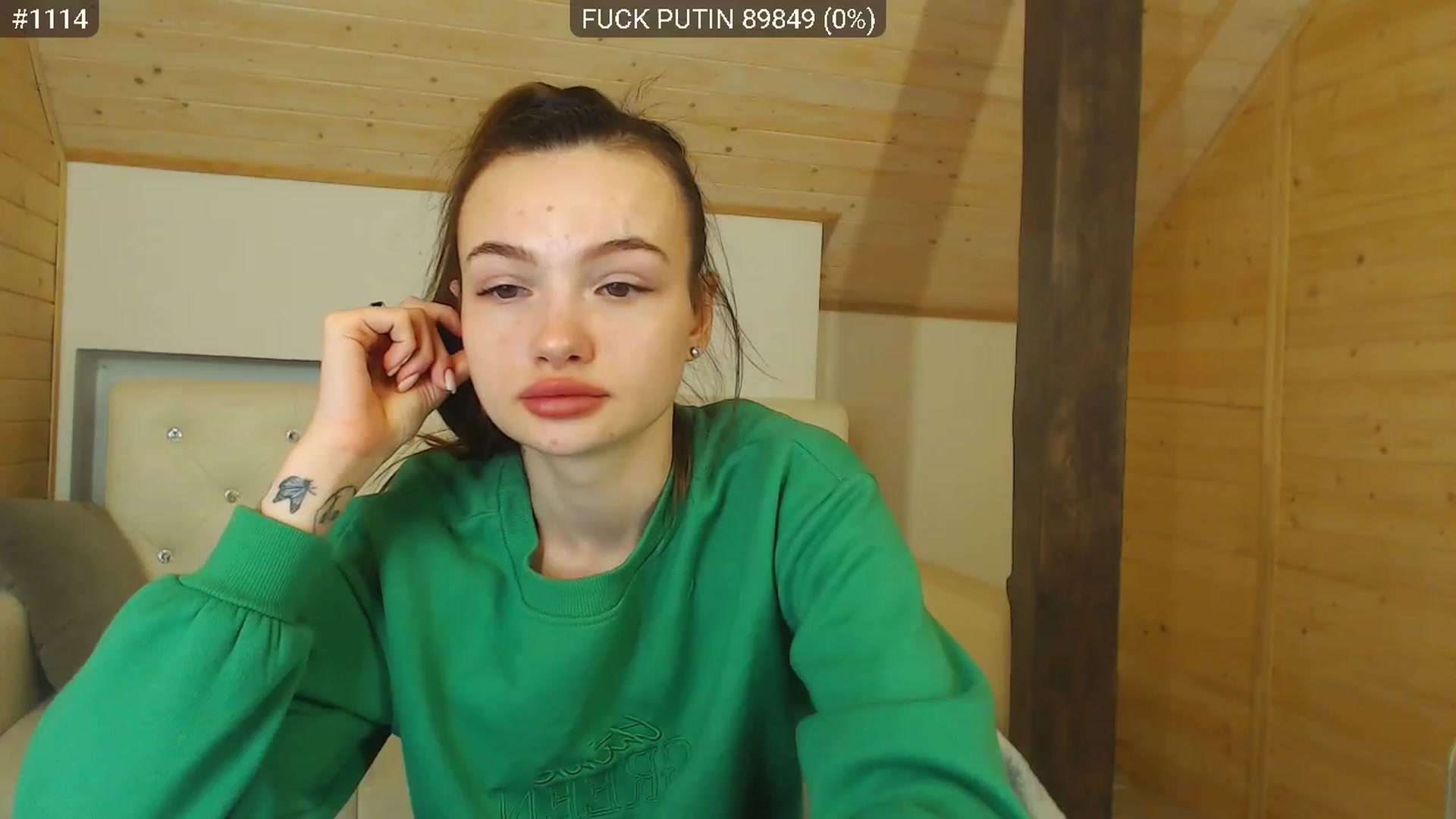 Gallery image thumbnail from hiSasha's myfreecams stream on, 12/05/2022, 20:04 image 19 of 20