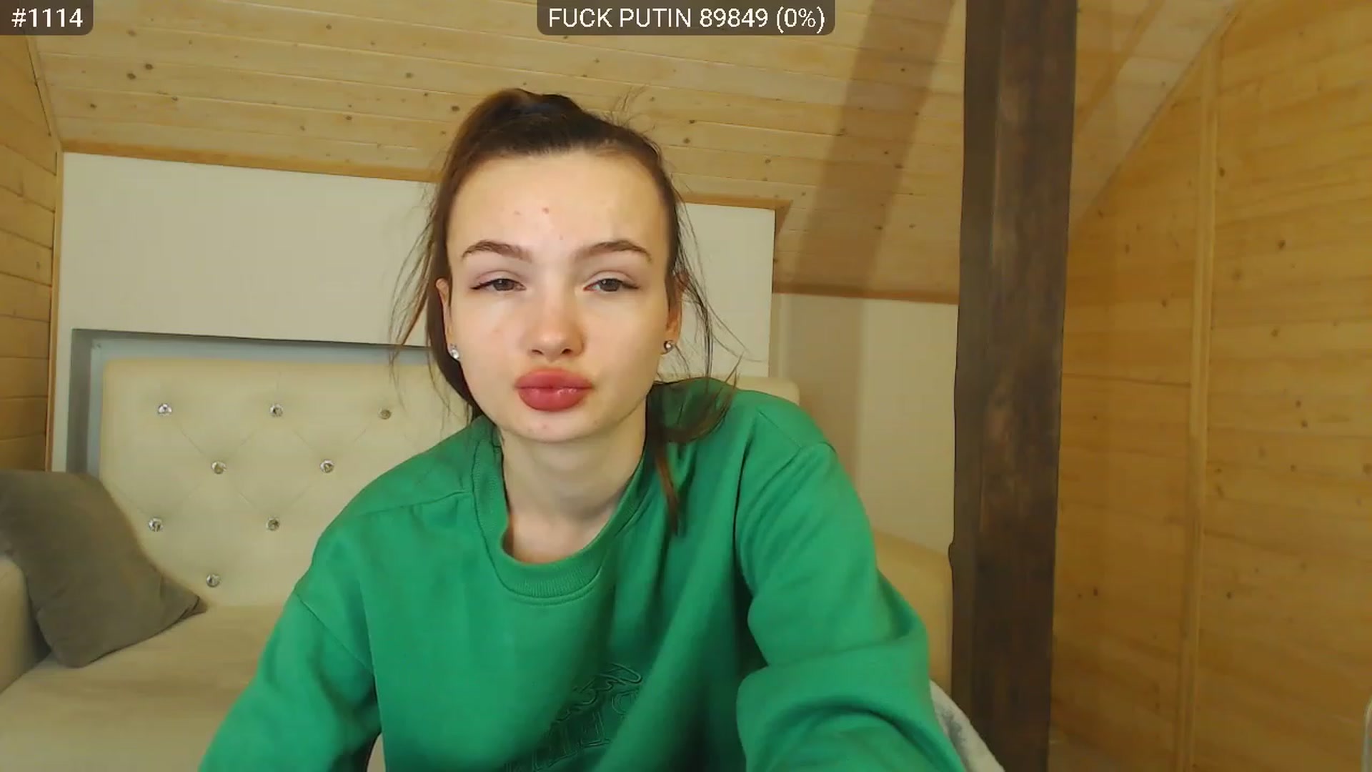 Gallery image thumbnail from hiSasha's myfreecams stream on, 12/05/2022, 20:04 image 15 of 20