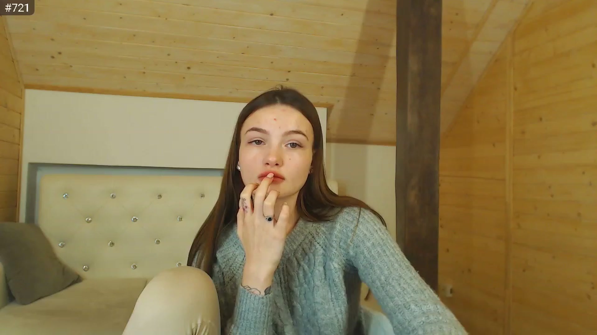 Gallery image thumbnail from hiSasha's myfreecams stream on, 12/07/2022, 16:39 image 18 of 20