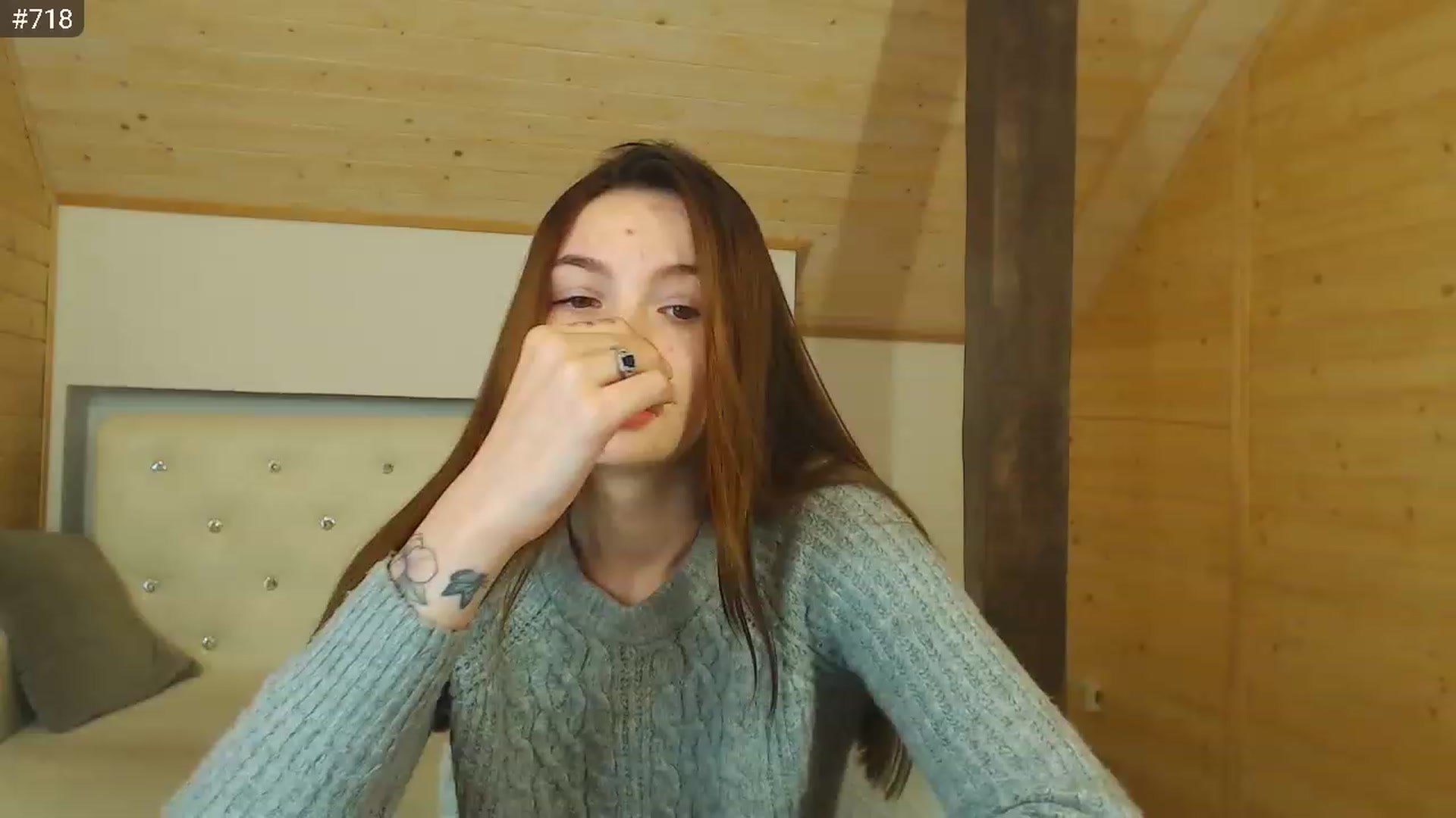 Gallery image thumbnail from hiSasha's myfreecams stream on, 12/07/2022, 16:39 image 11 of 20