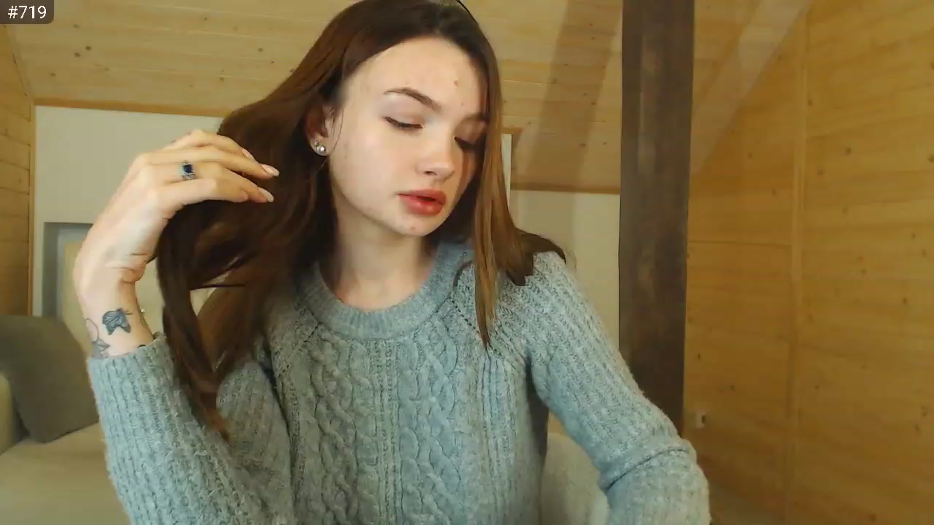 Gallery image thumbnail from hiSasha's myfreecams stream on, 12/07/2022, 16:39 image 12 of 20