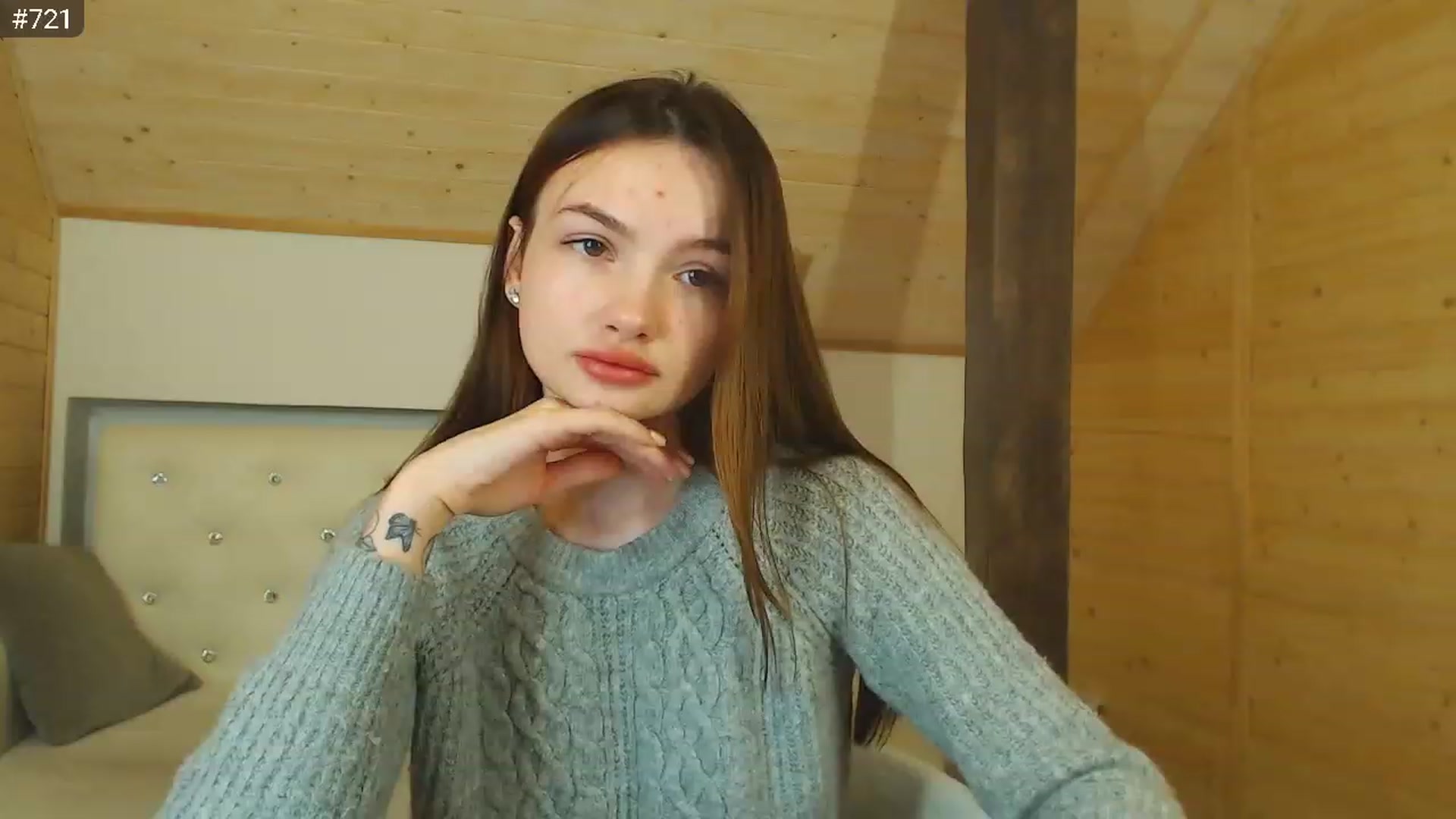 Gallery image thumbnail from hiSasha's myfreecams stream on, 12/07/2022, 16:39 image 16 of 20
