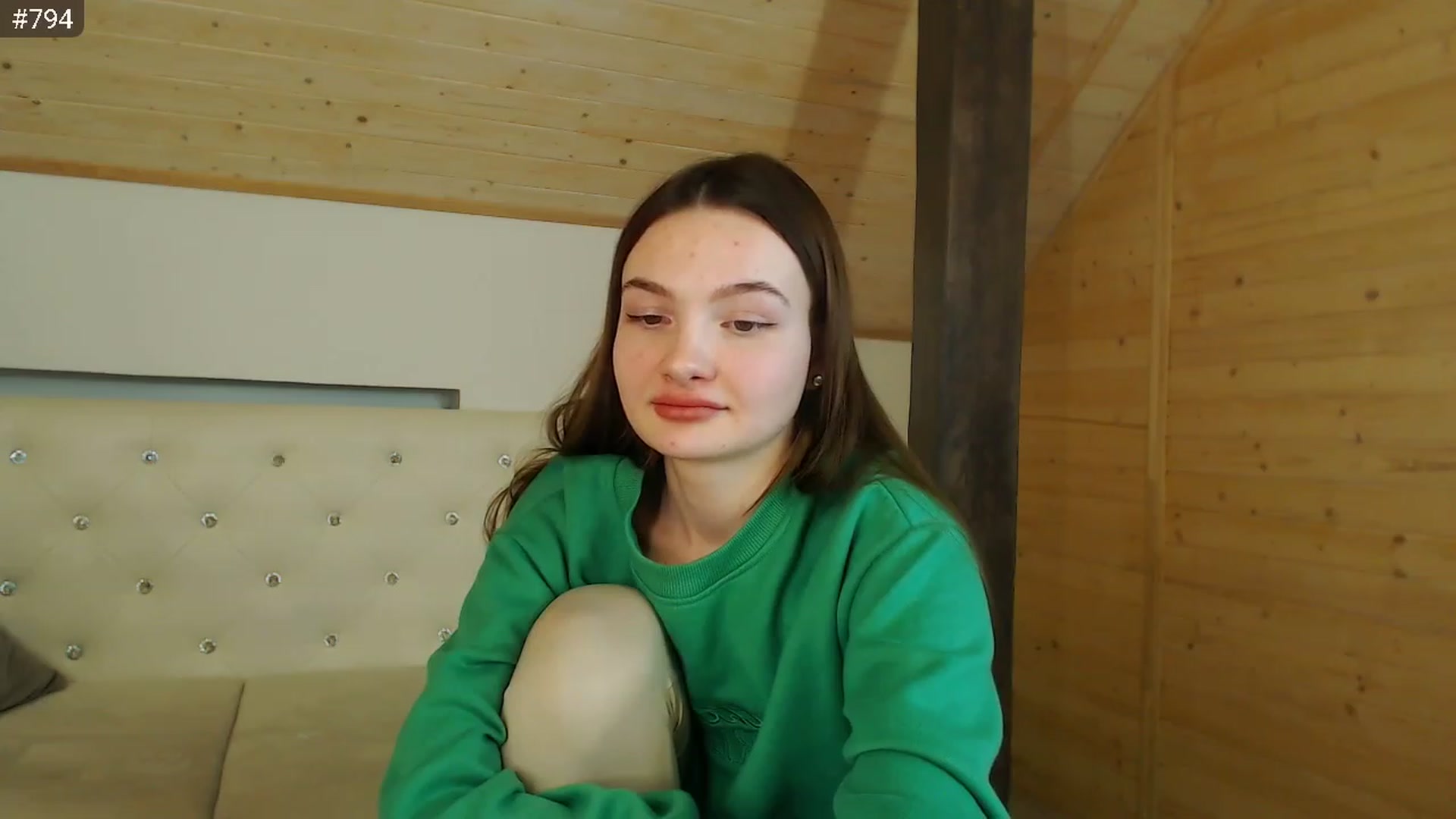 Gallery image thumbnail from hiSasha's myfreecams stream on, 12/12/2022, 20:54 image 18 of 20