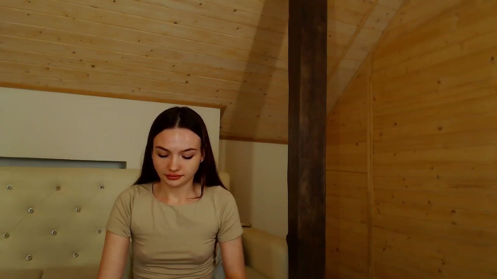 Gallery image thumbnail from hiSasha's myfreecams stream on, 12/15/2022, 21:05 image 11 of 20