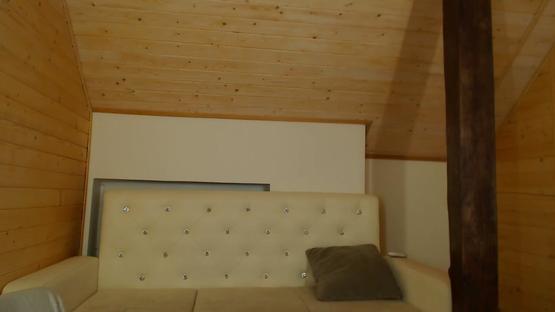 Gallery image thumbnail from hiSasha's myfreecams stream on, 12/15/2022, 21:05 image 10 of 20