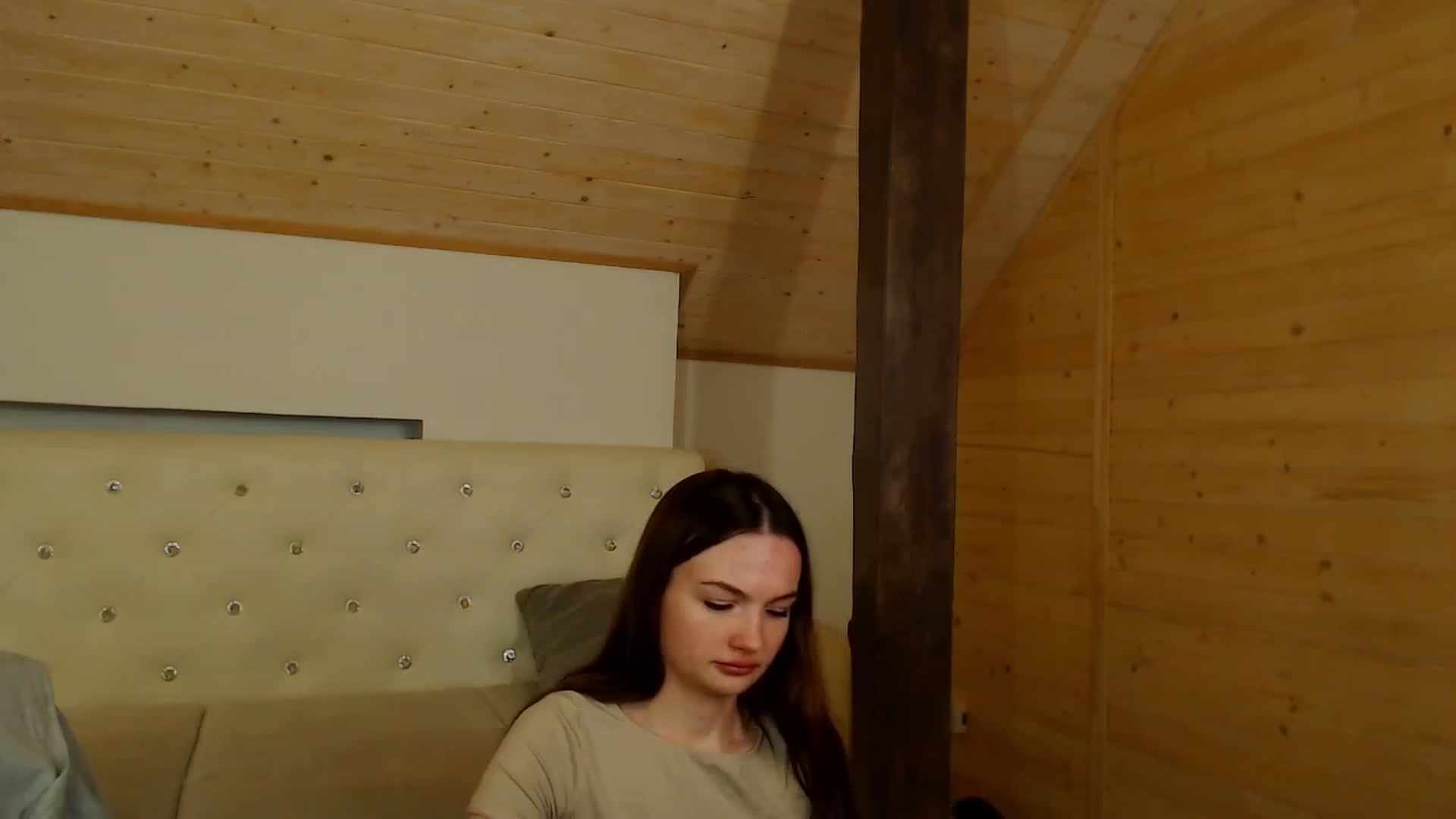Gallery image thumbnail from hiSasha's myfreecams stream on, 12/15/2022, 21:05 image 13 of 20